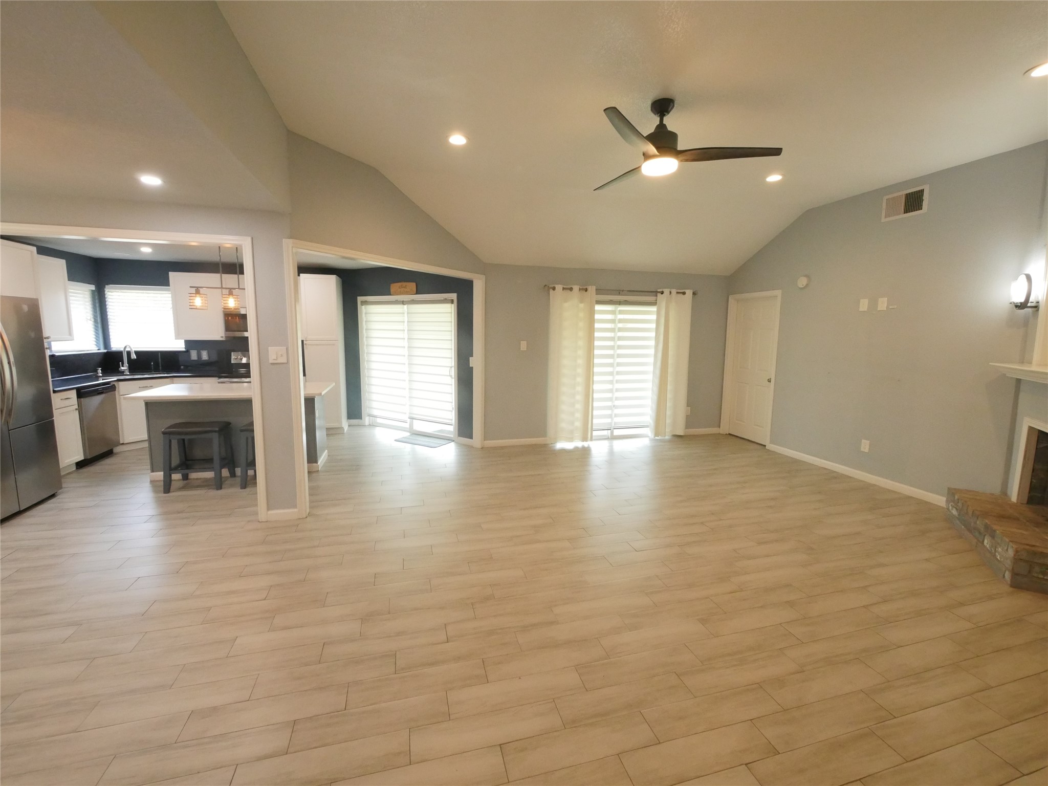 409 Seacrest Boulevard Property Photo 7