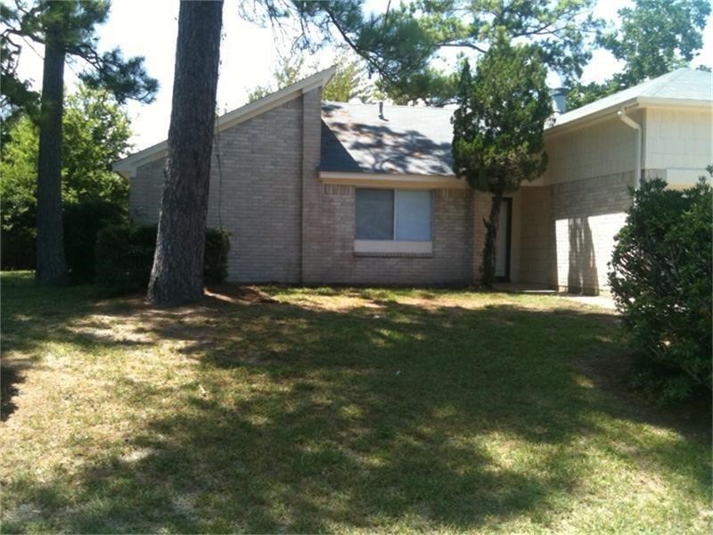 12511 Riverbend Property Photo 3