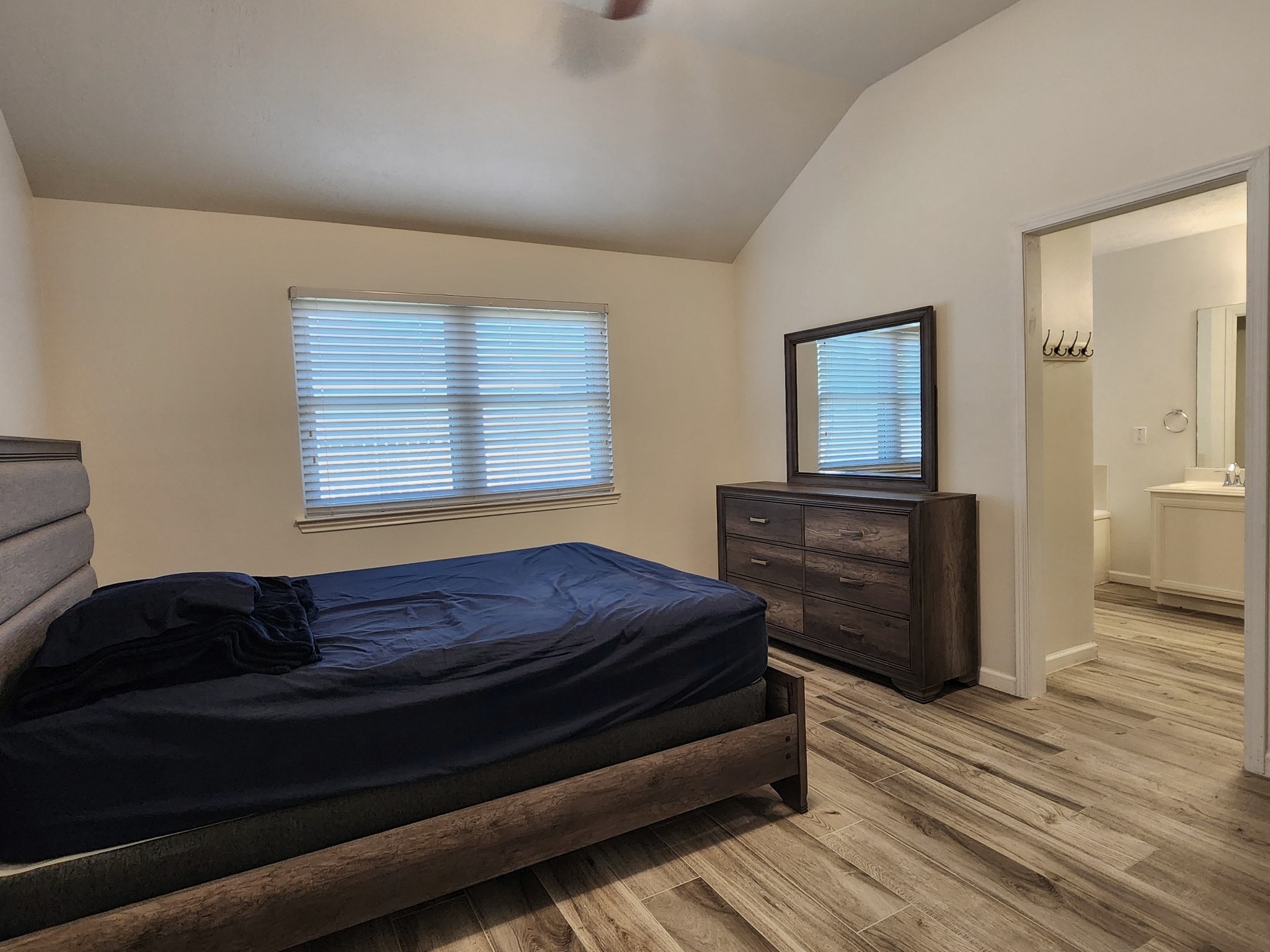 11742 Fortune Park Drive Property Photo 15