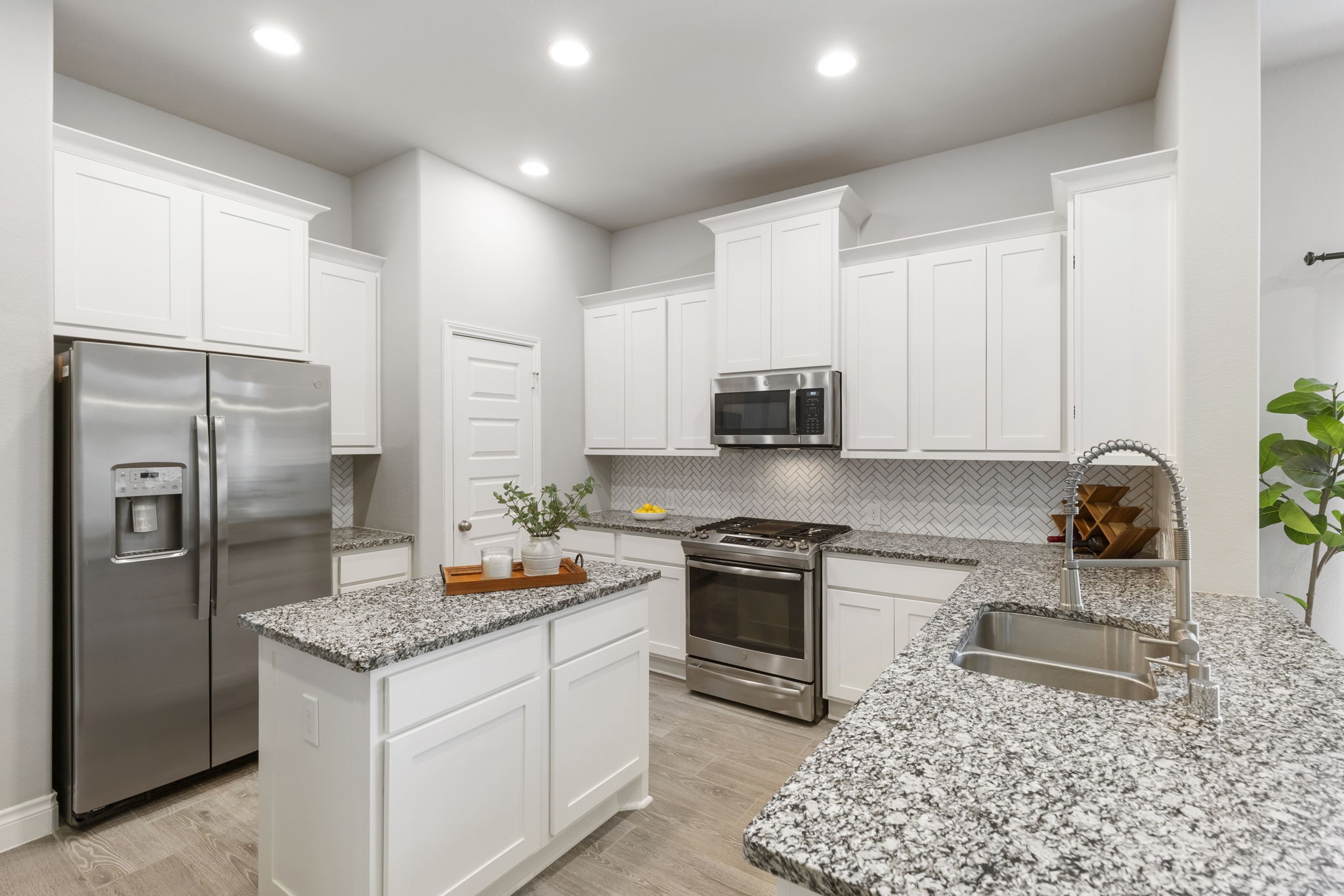24511 Songlark Bend Drive Property Photo 9