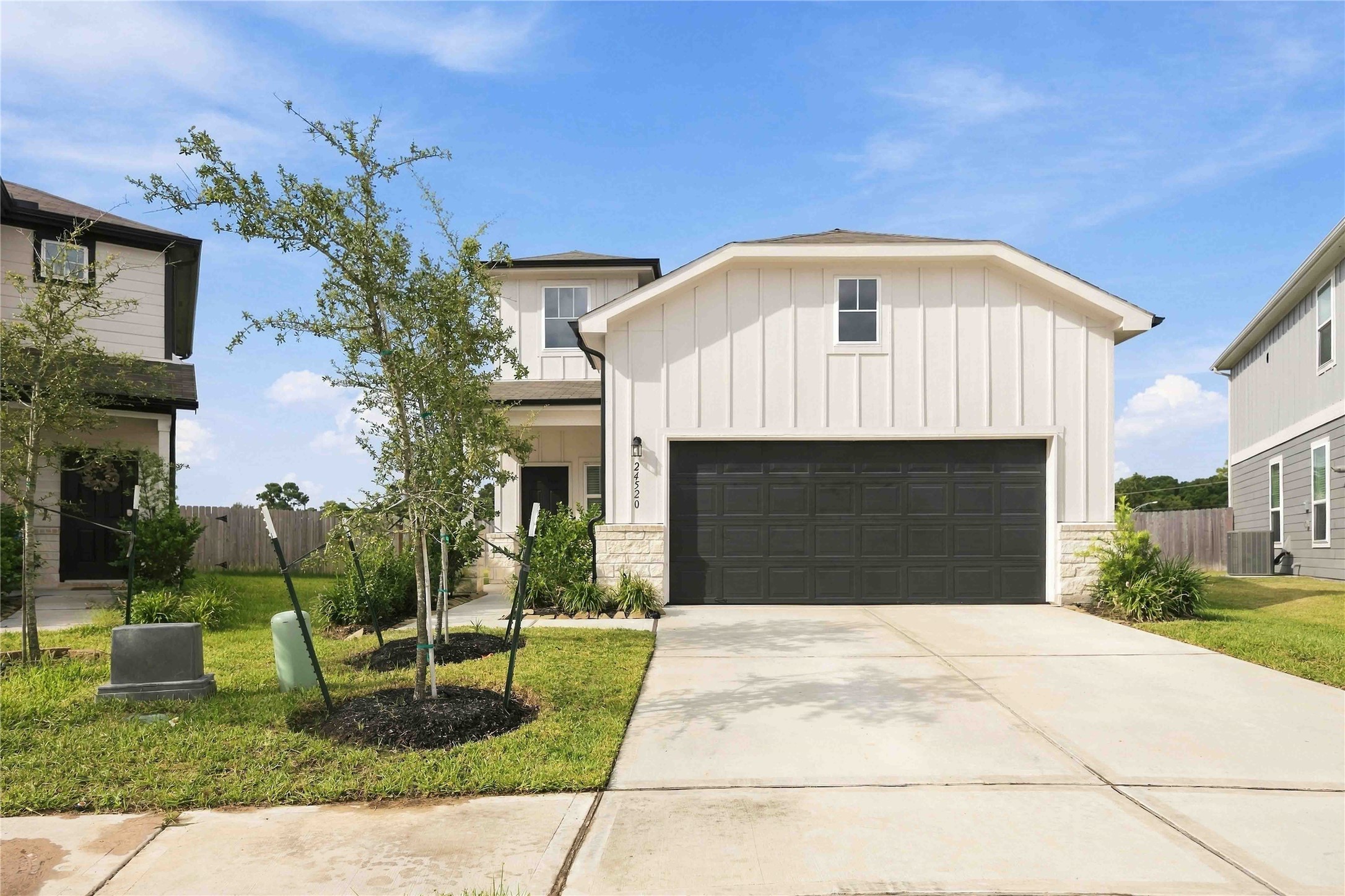 24520 Canyon Strata Lane Property Photo 1
