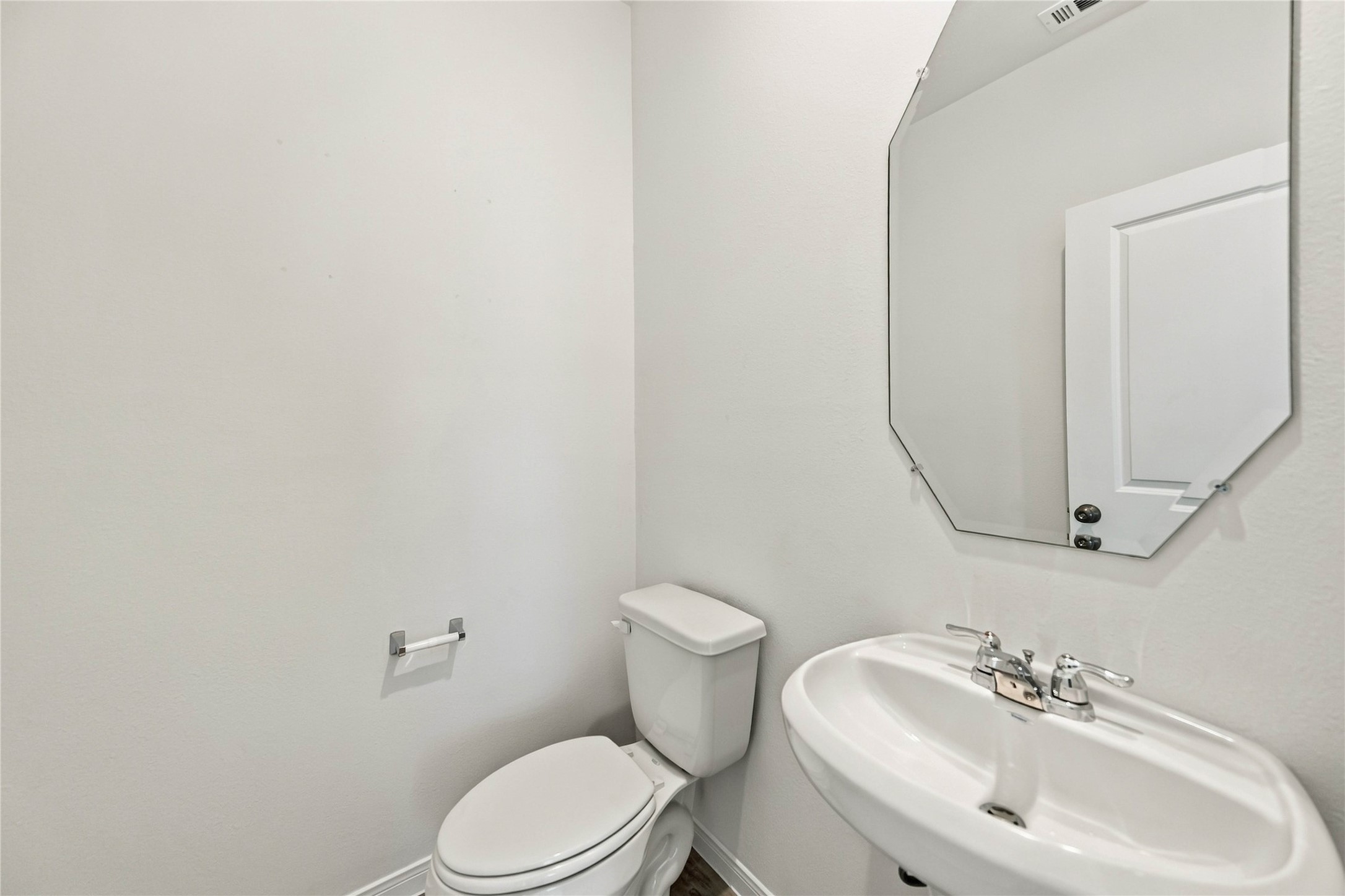 24520 Canyon Strata Lane Property Photo 10