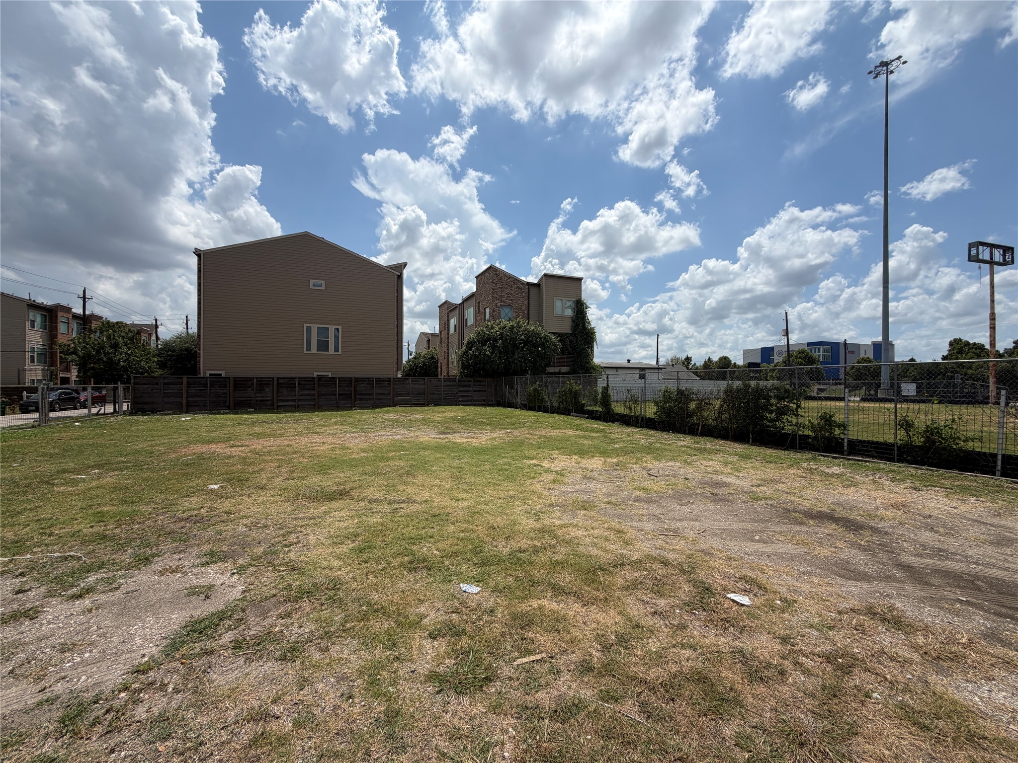 4512 Katy Freeway Property Photo 7
