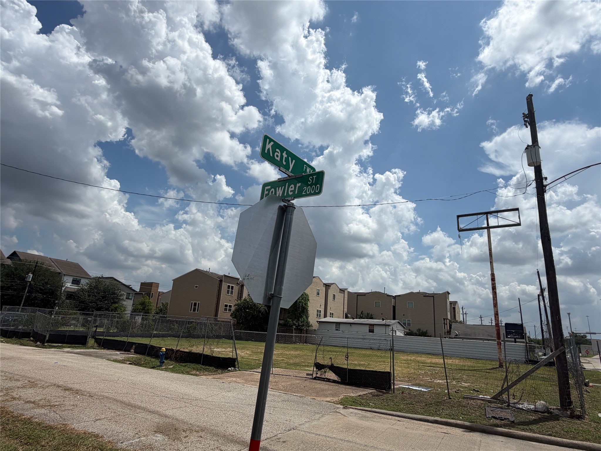 4512 Katy Freeway Property Photo 12