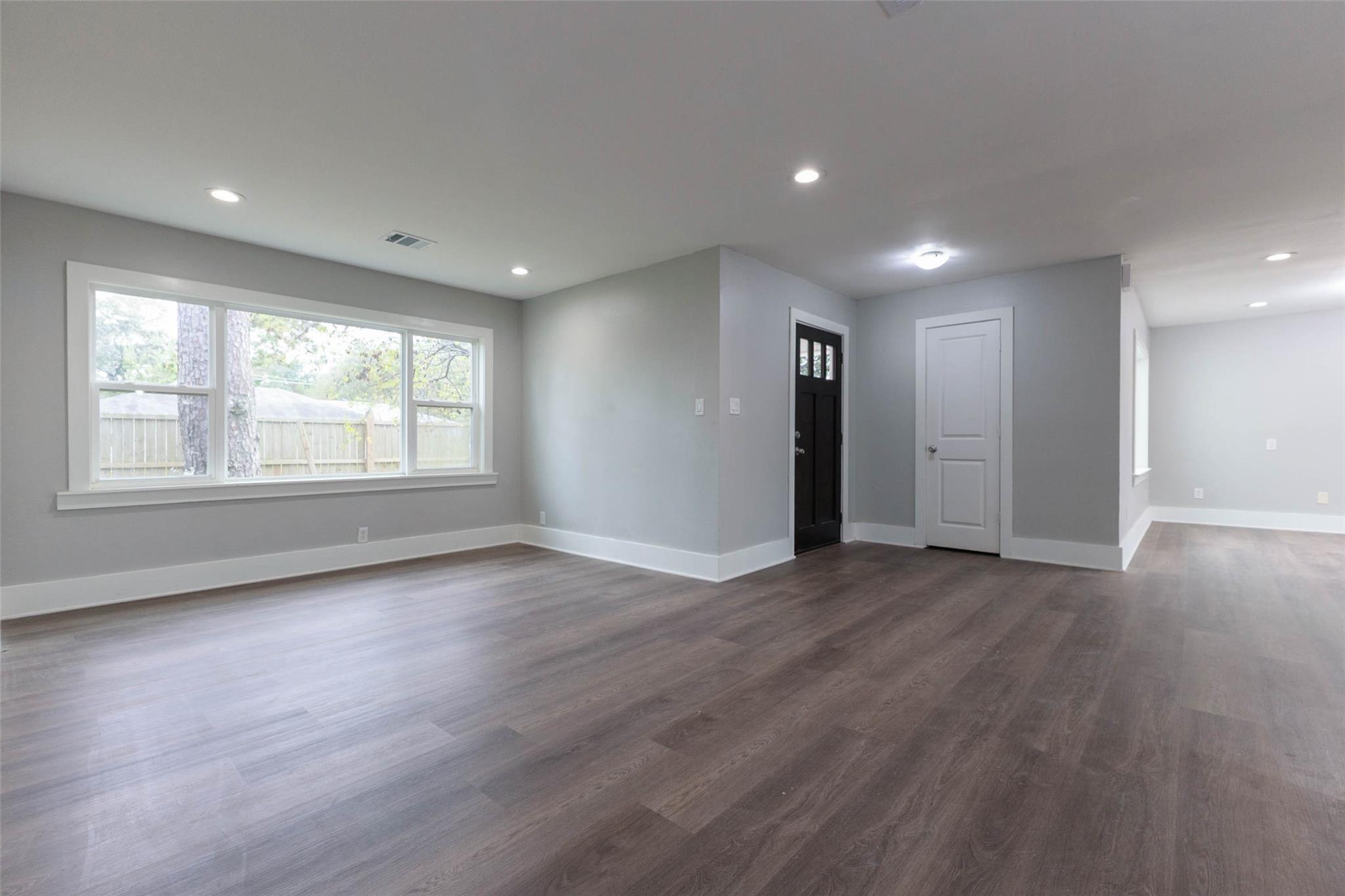 10026 Whiteside Lane Property Photo 7