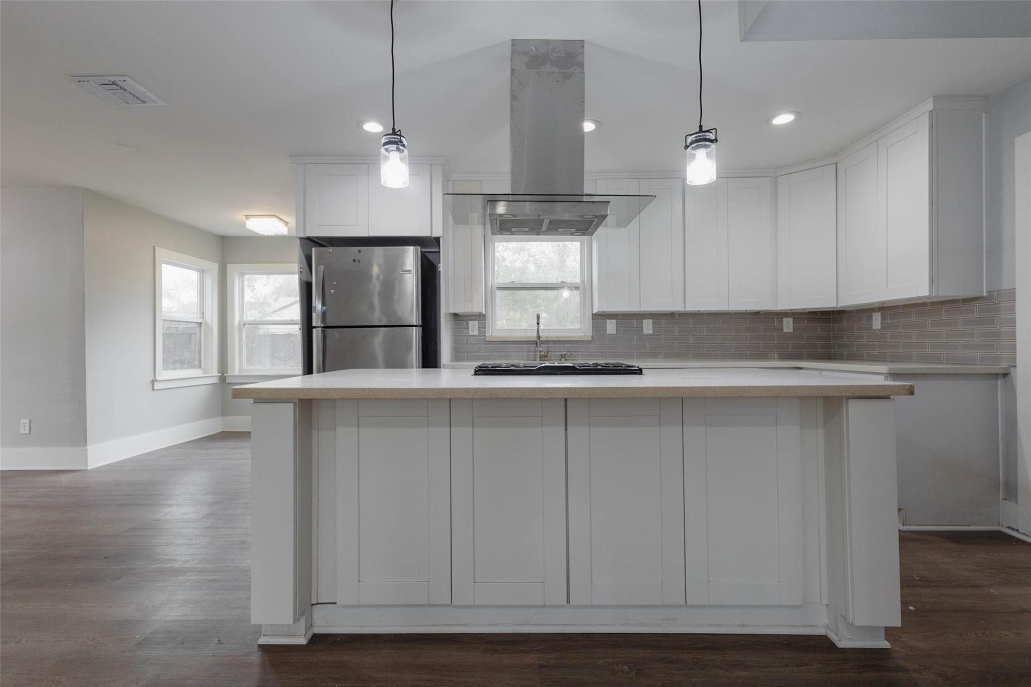 10026 Whiteside Lane Property Photo 11
