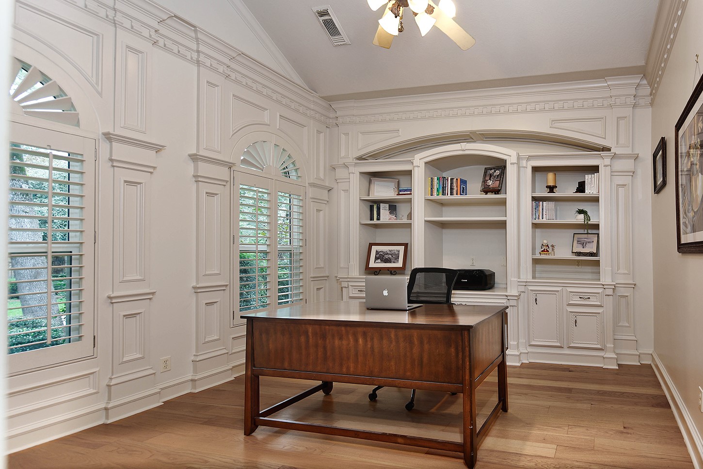 10 Snow Pond Place Property Photo 7