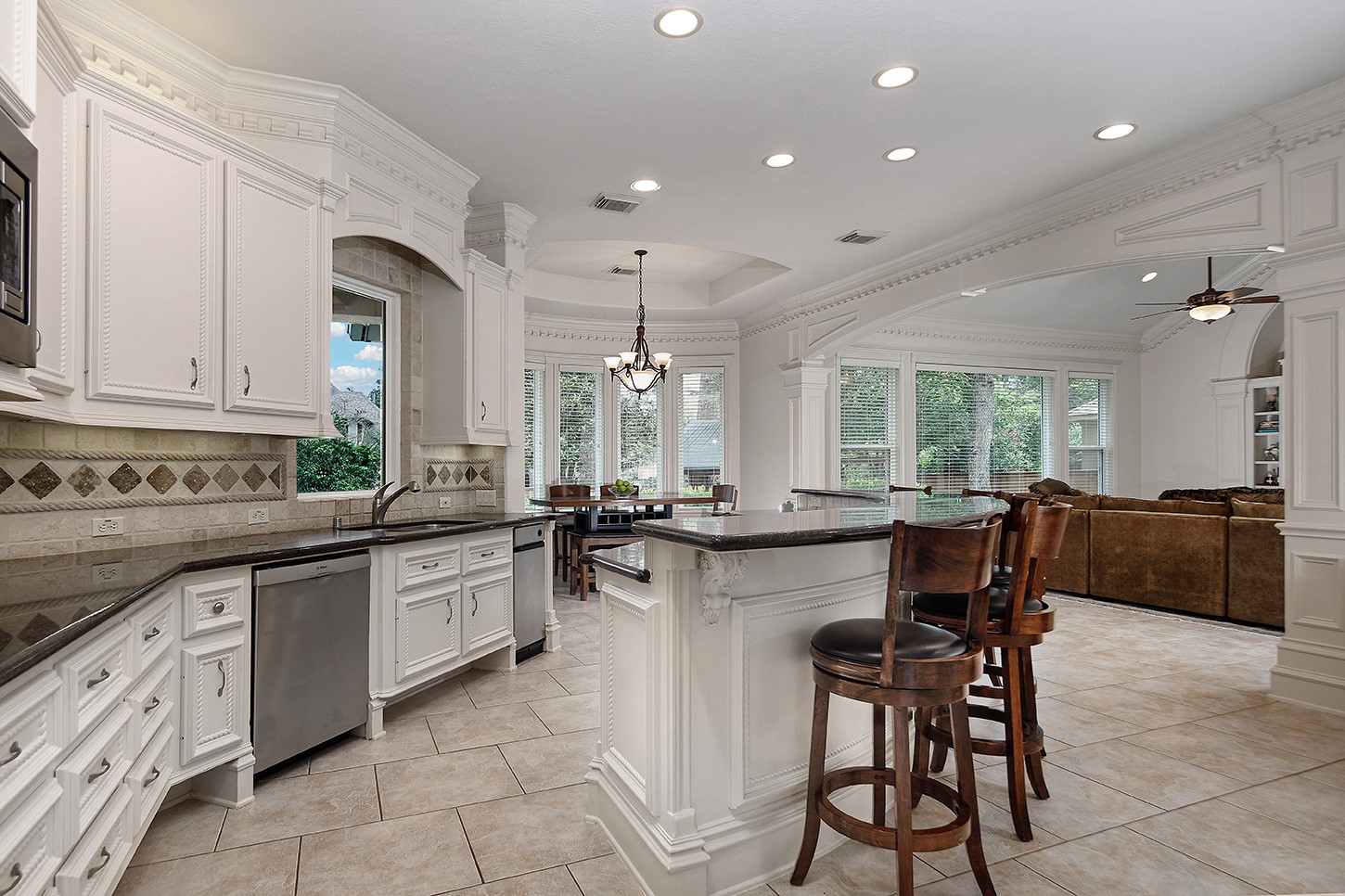 10 Snow Pond Place Property Photo 15