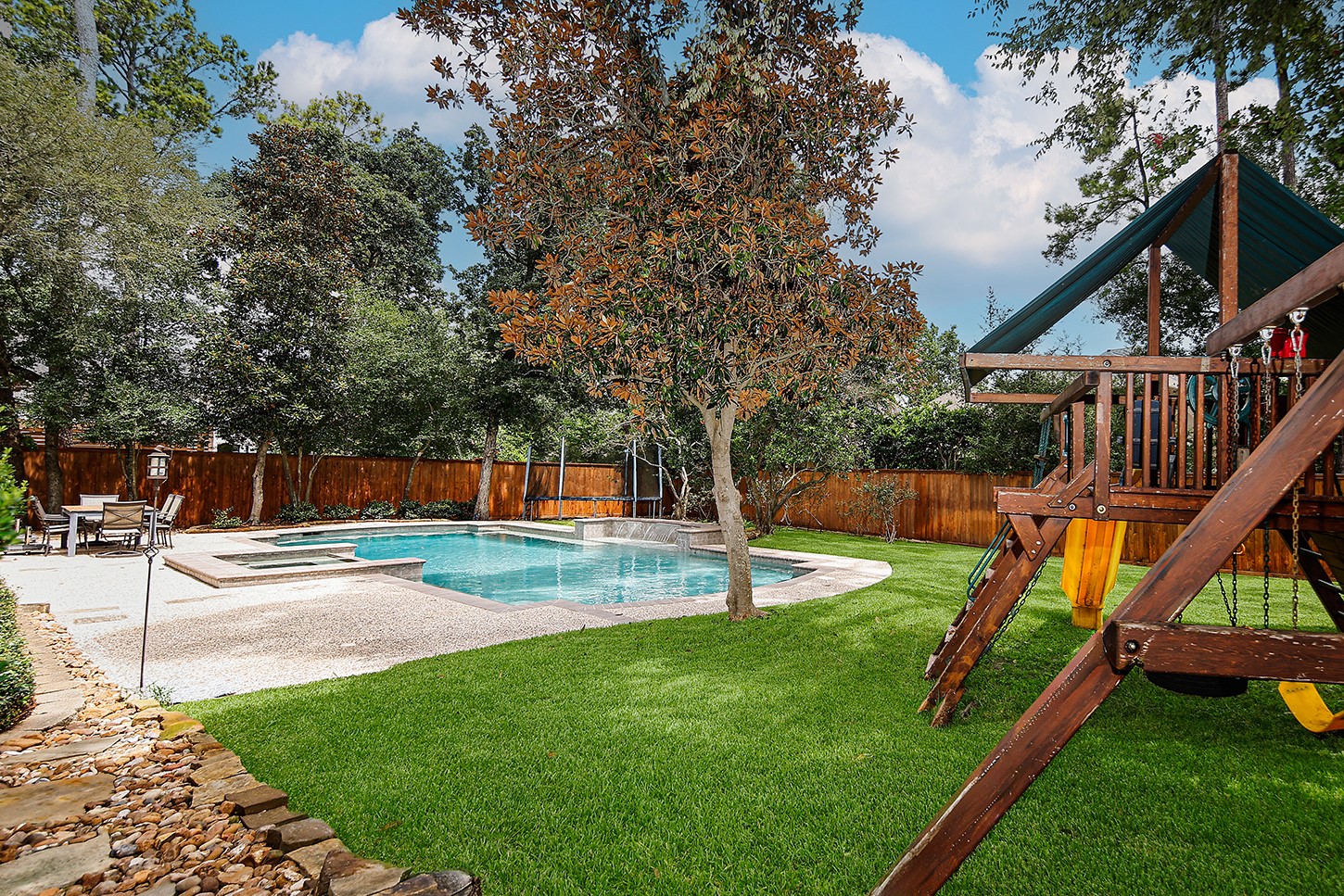 10 Snow Pond Place Property Photo 40