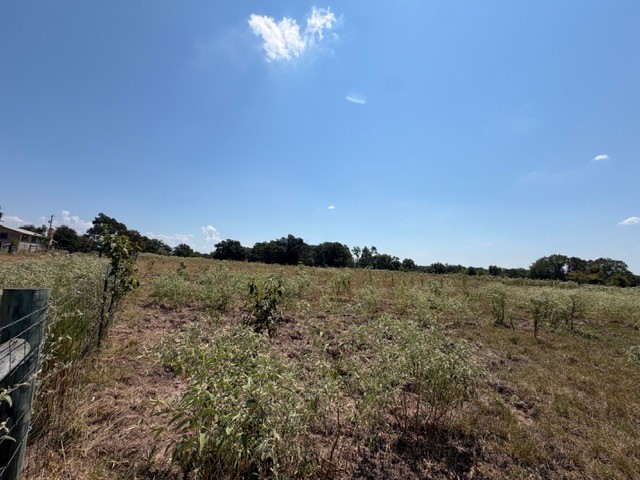2 Ac Acr 2604 Property Photo 3