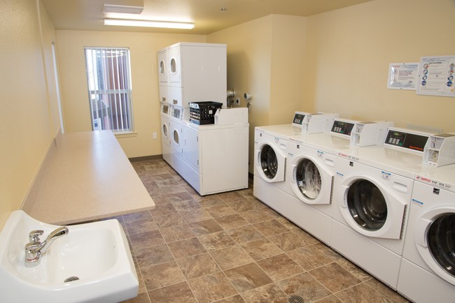25 Harbour Wy Property Photo 6