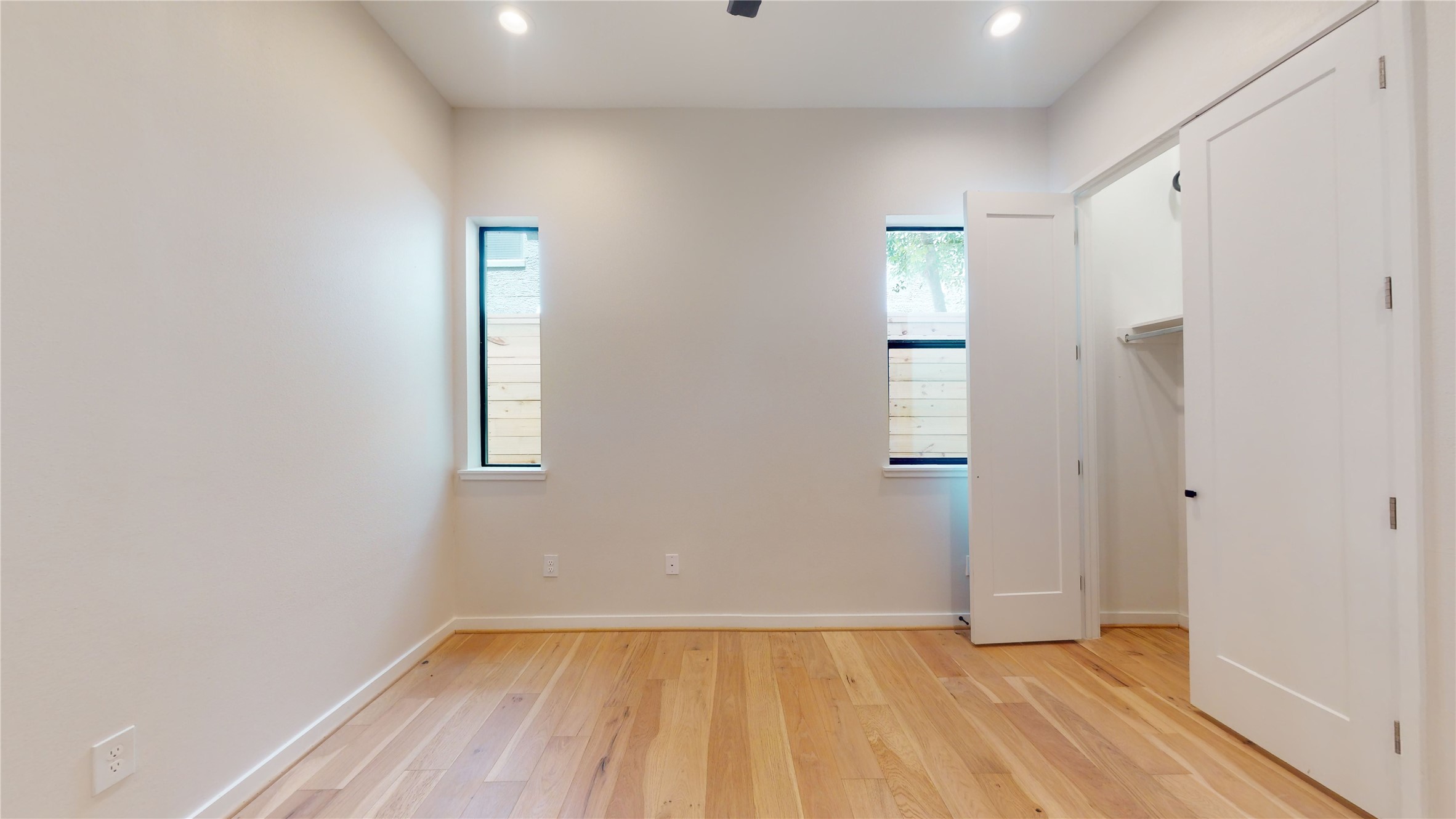 519 Memorial Heights Drive Property Photo 10
