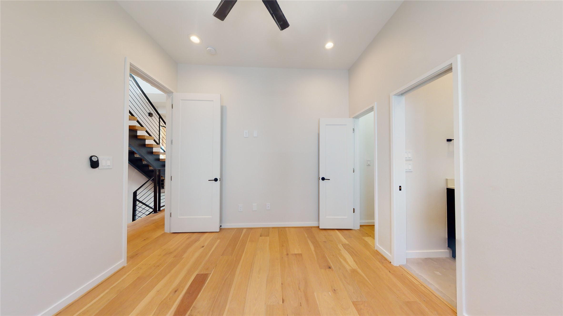 519 Memorial Heights Drive Property Photo 37