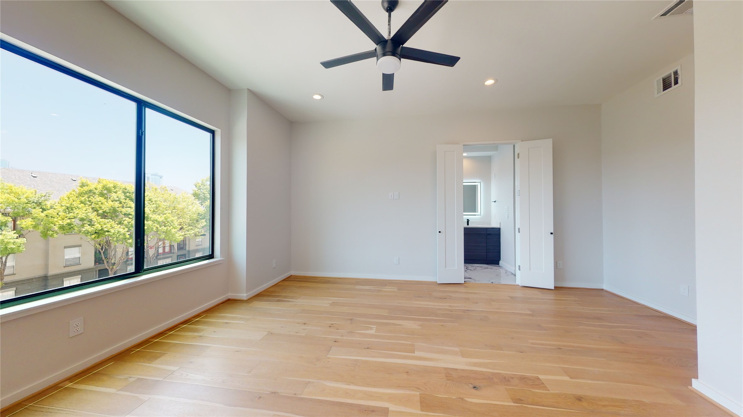 519 Memorial Heights Drive Property Photo 43