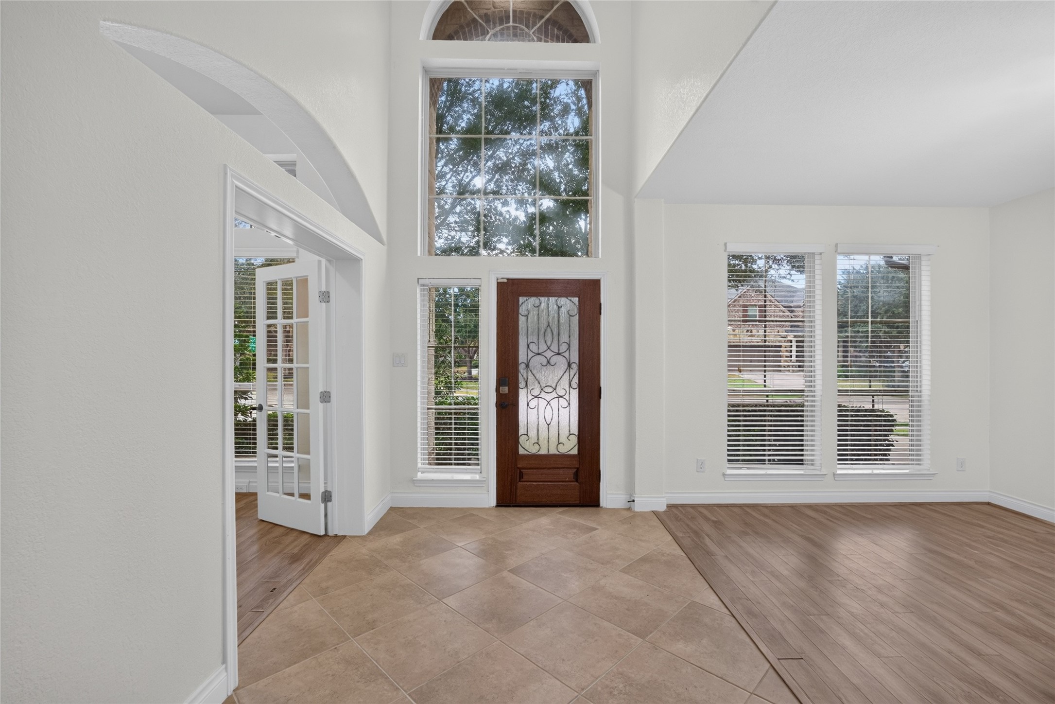 3505 Harvest Moon Lane Property Photo 5