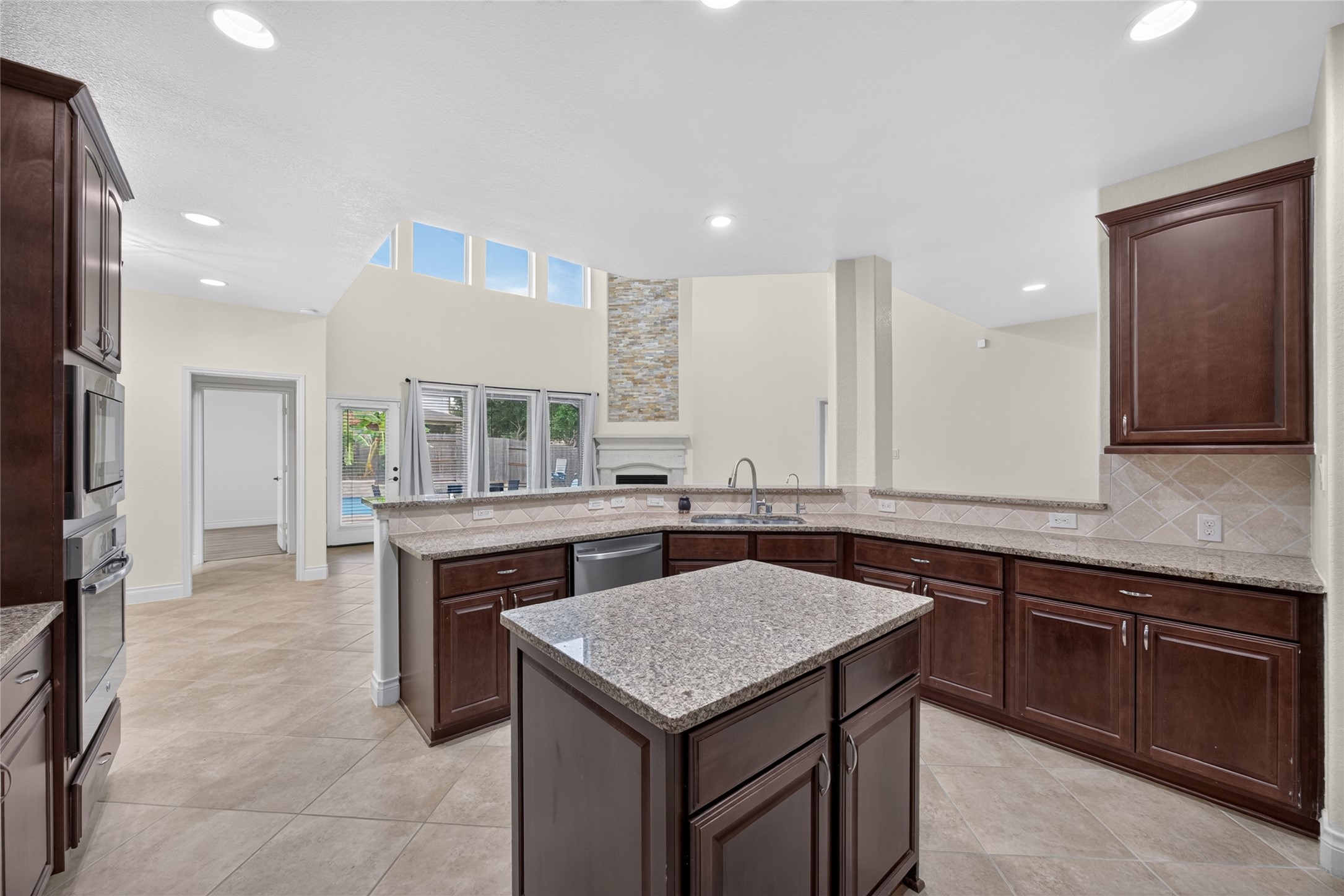 3505 Harvest Moon Lane Property Photo 20