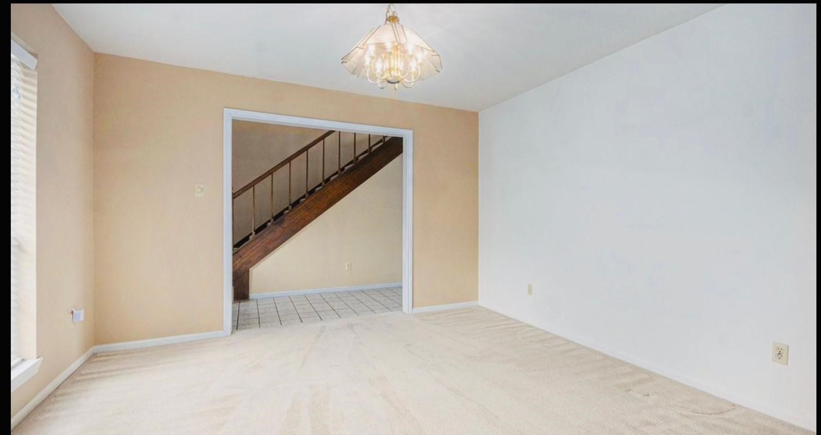 15014 Hollydale Drive Property Photo 11