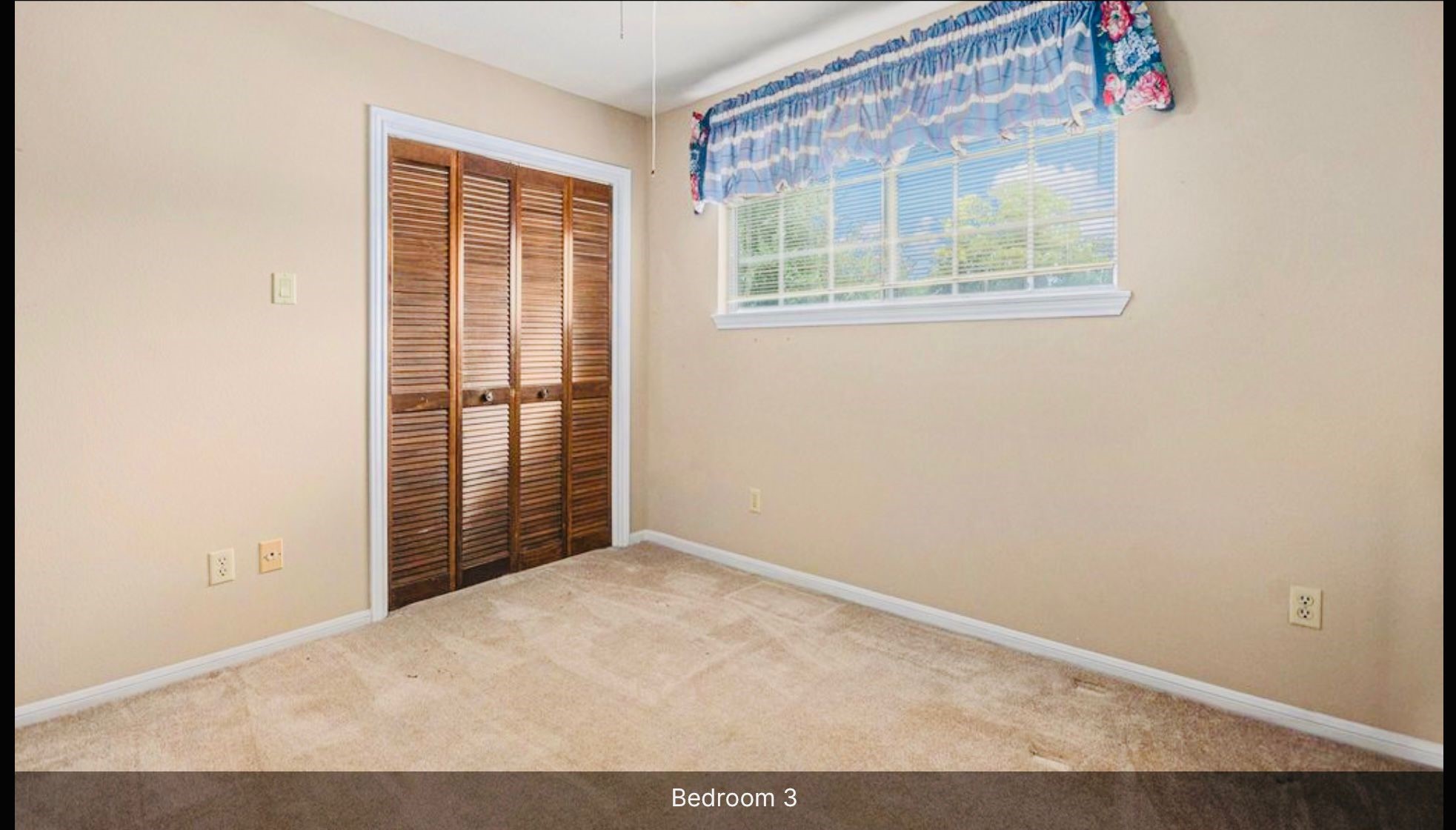 15014 Hollydale Drive Property Photo 14