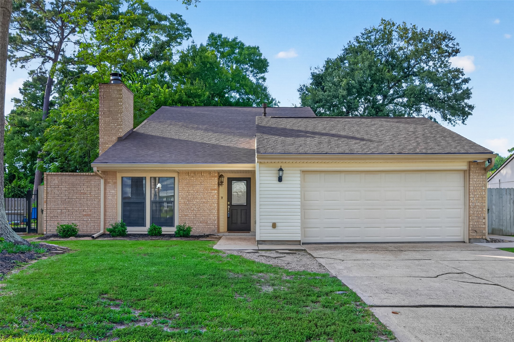 3119 Silver Falls Drive Property Photo 1