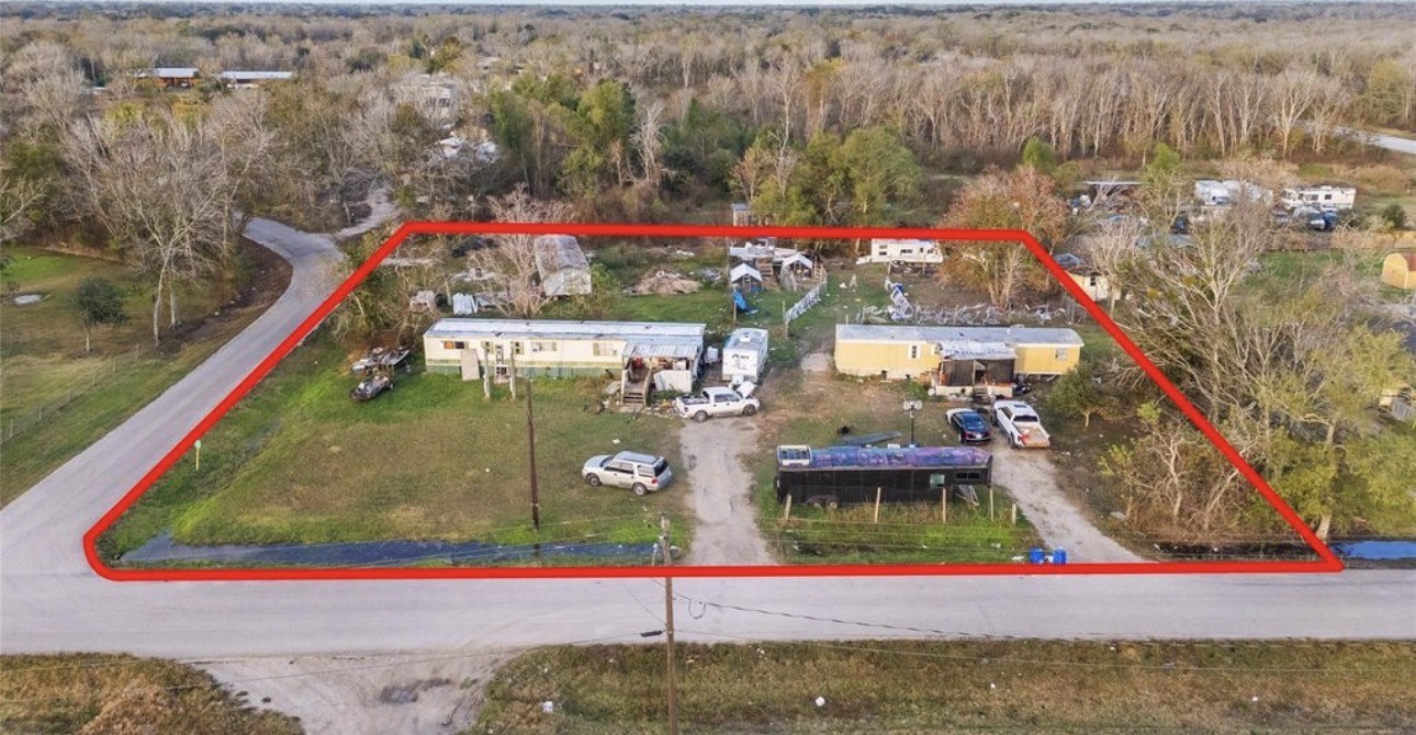 16118 County Road 897 Property Photo 1