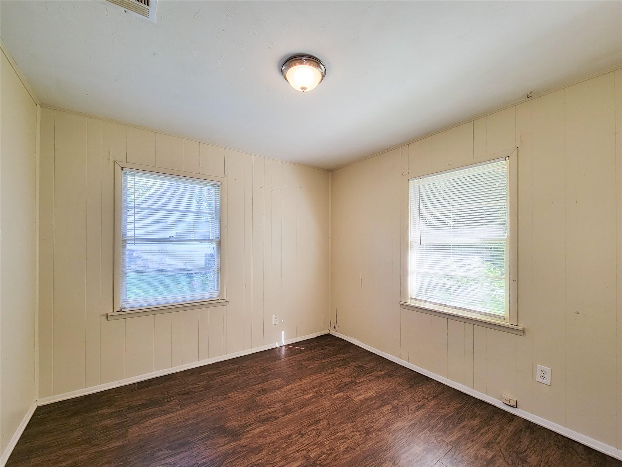 2005 Lenz Street Property Photo 11
