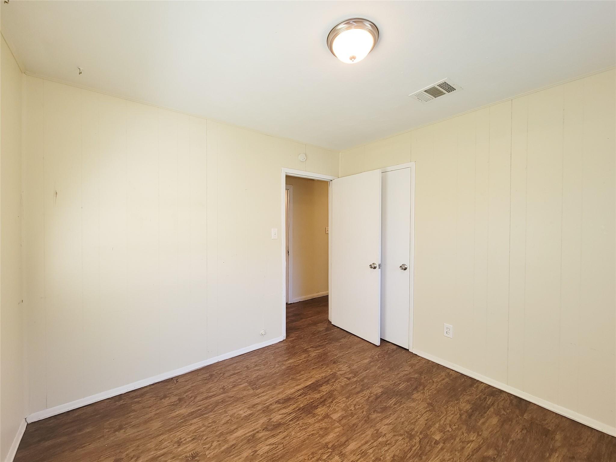2005 Lenz Street Property Photo 12