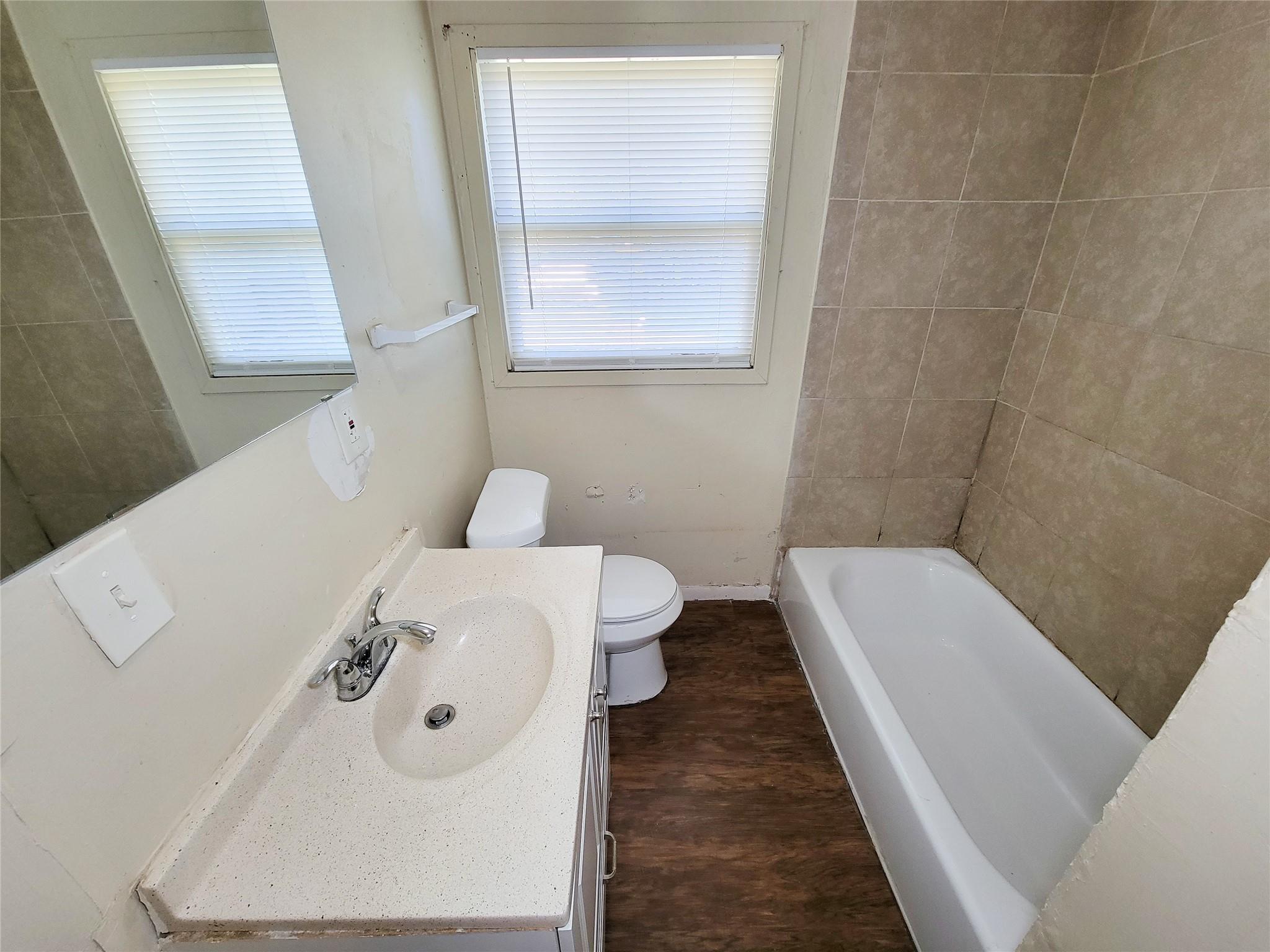 2005 Lenz Street Property Photo 14