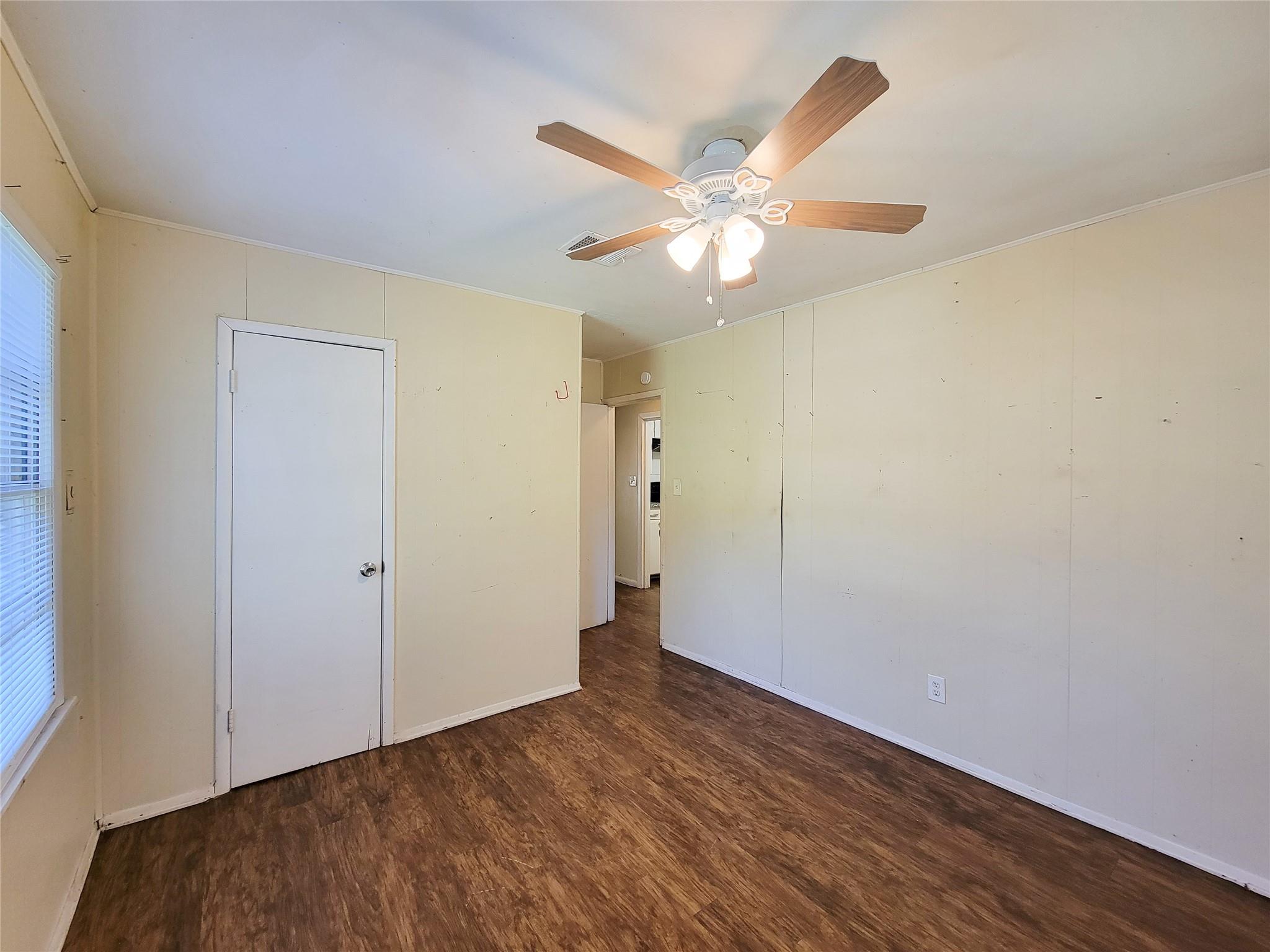 2005 Lenz Street Property Photo 18