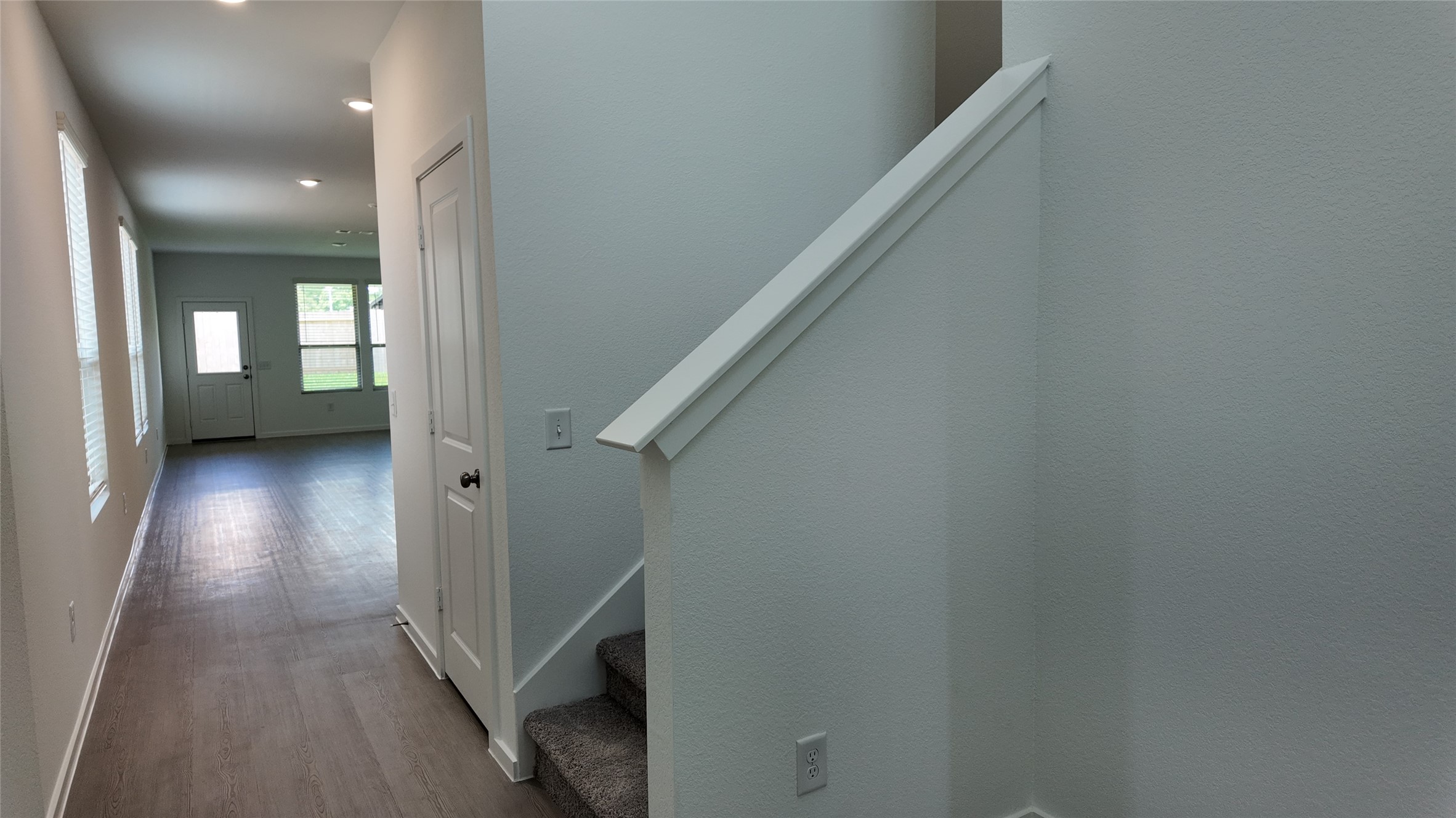 15917 Blass Valley Drive Property Photo 2