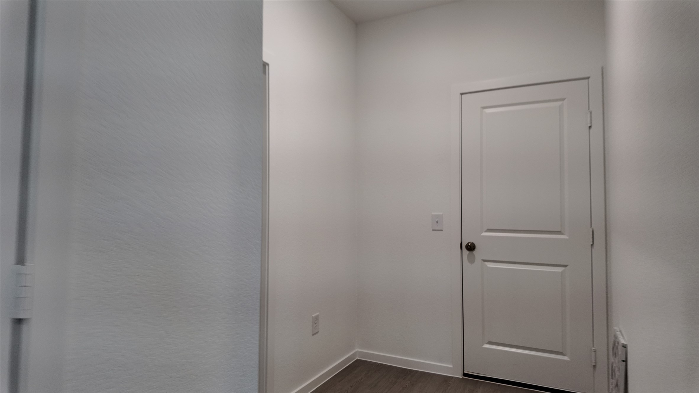 15917 Blass Valley Drive Property Photo 4