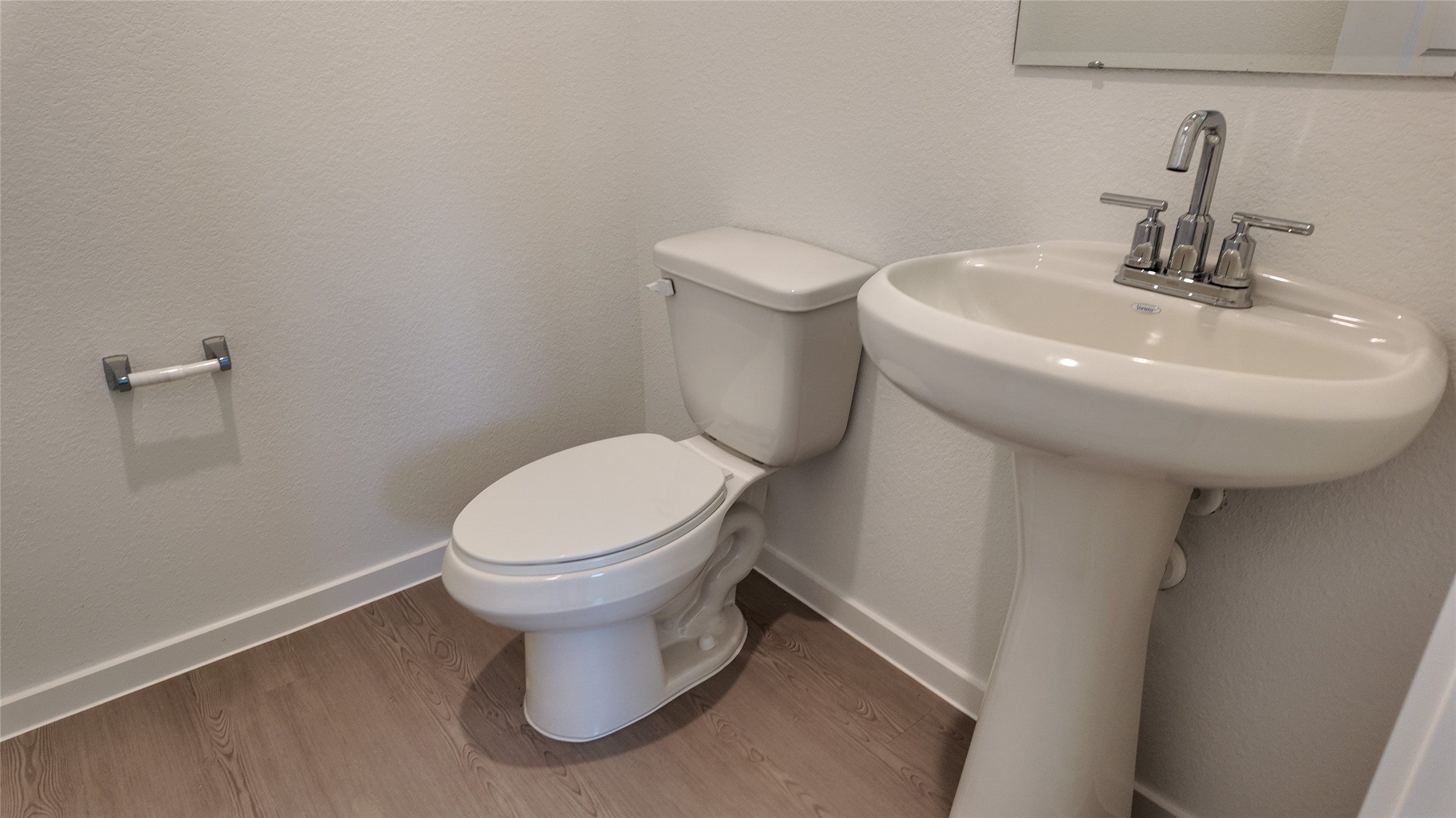15917 Blass Valley Drive Property Photo 6