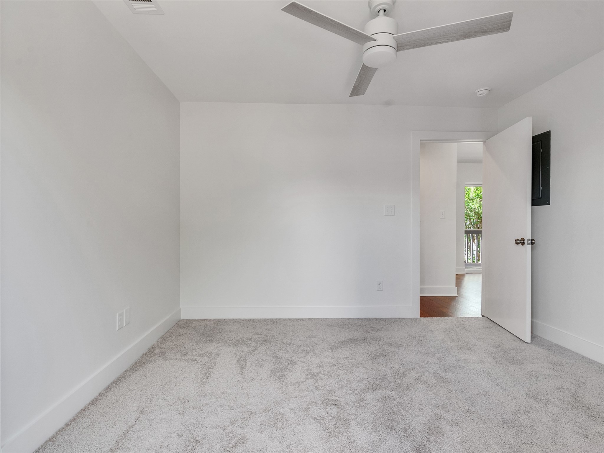 2829 Timmons Lane 204 Property Photo 16