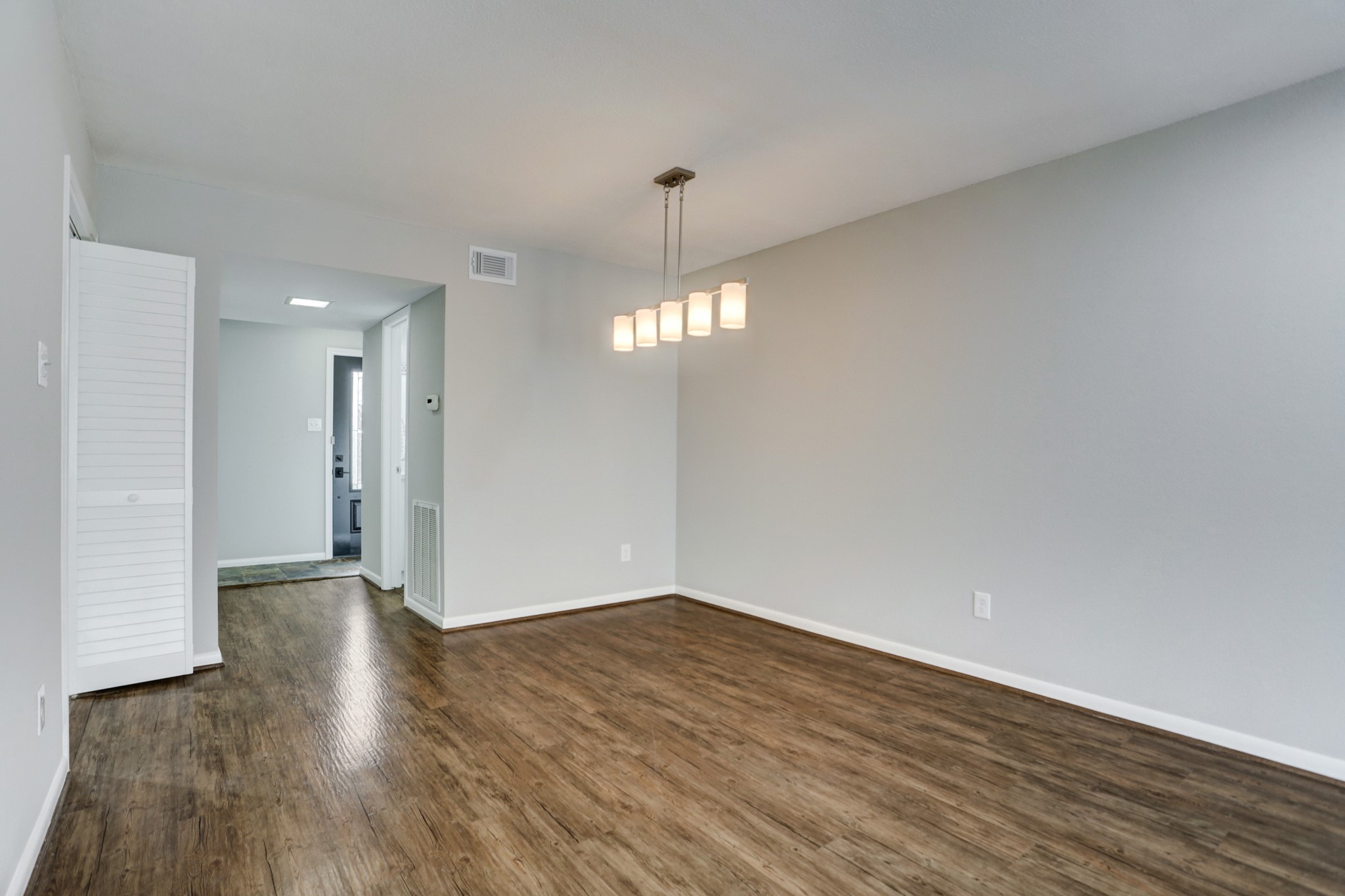 6403 Burgoyne Road 7 Property Photo 6