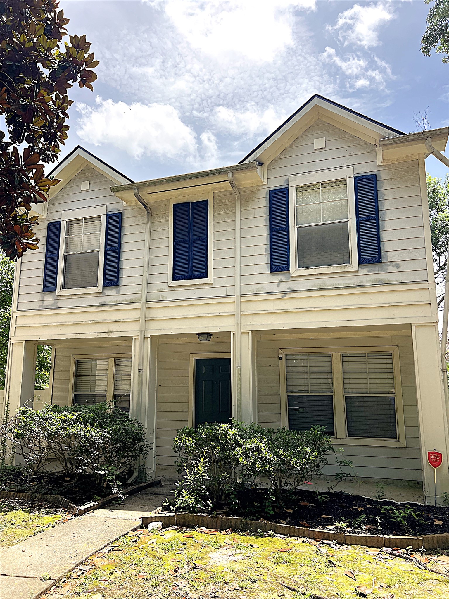 6819 Kingwood Glen Drive Property Photo 1