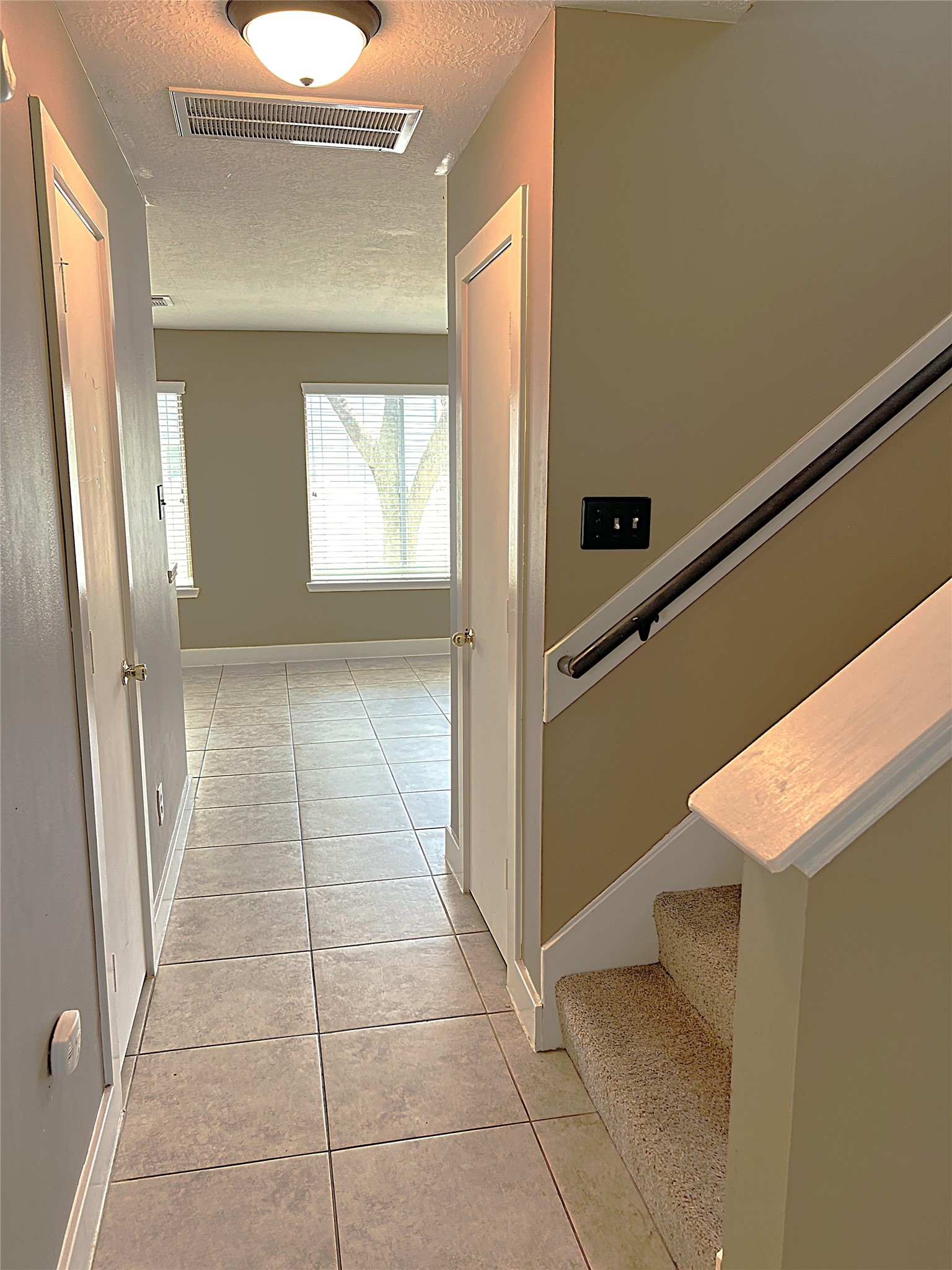 6819 Kingwood Glen Drive Property Photo 5