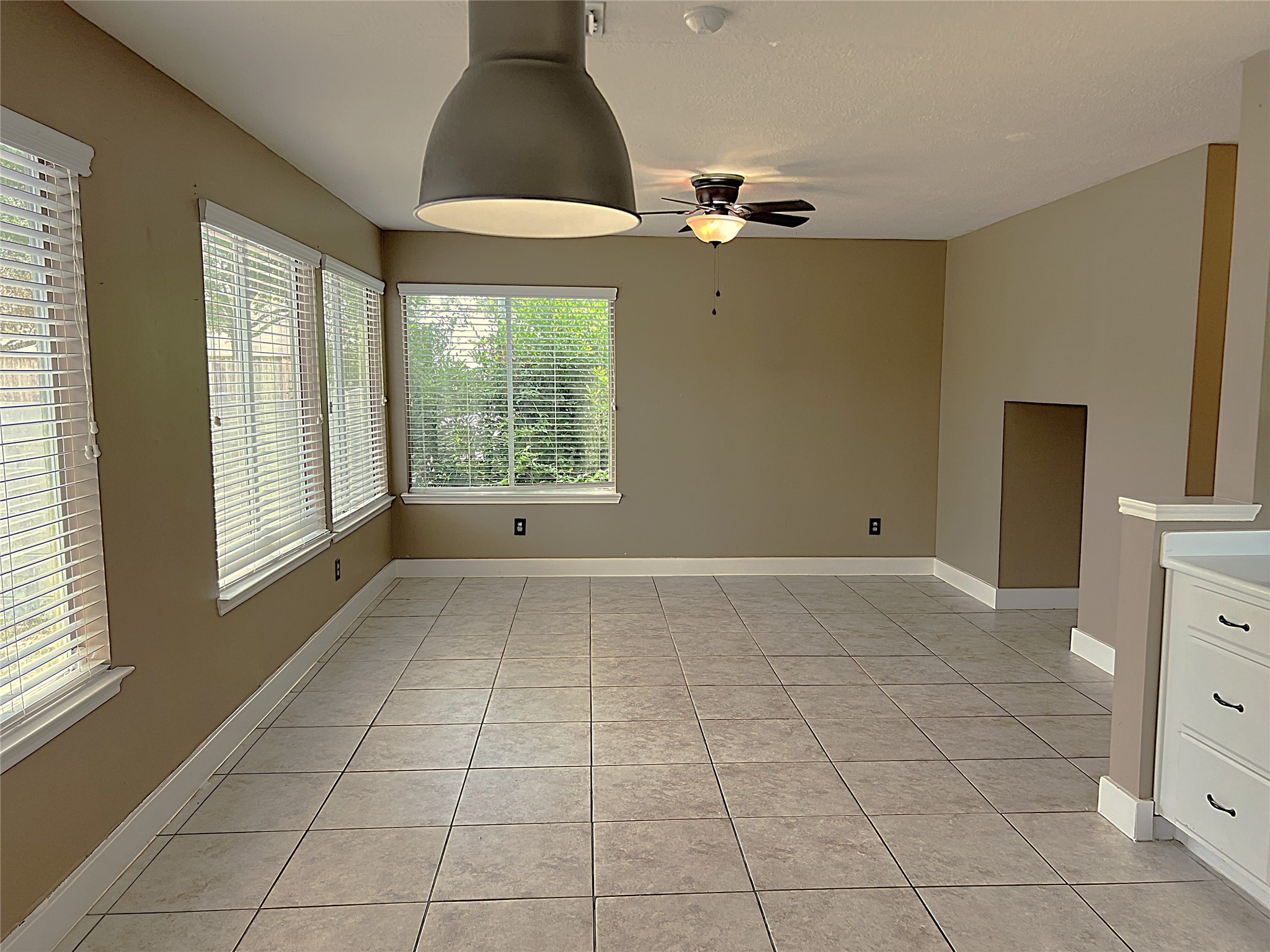 6819 Kingwood Glen Drive Property Photo 12