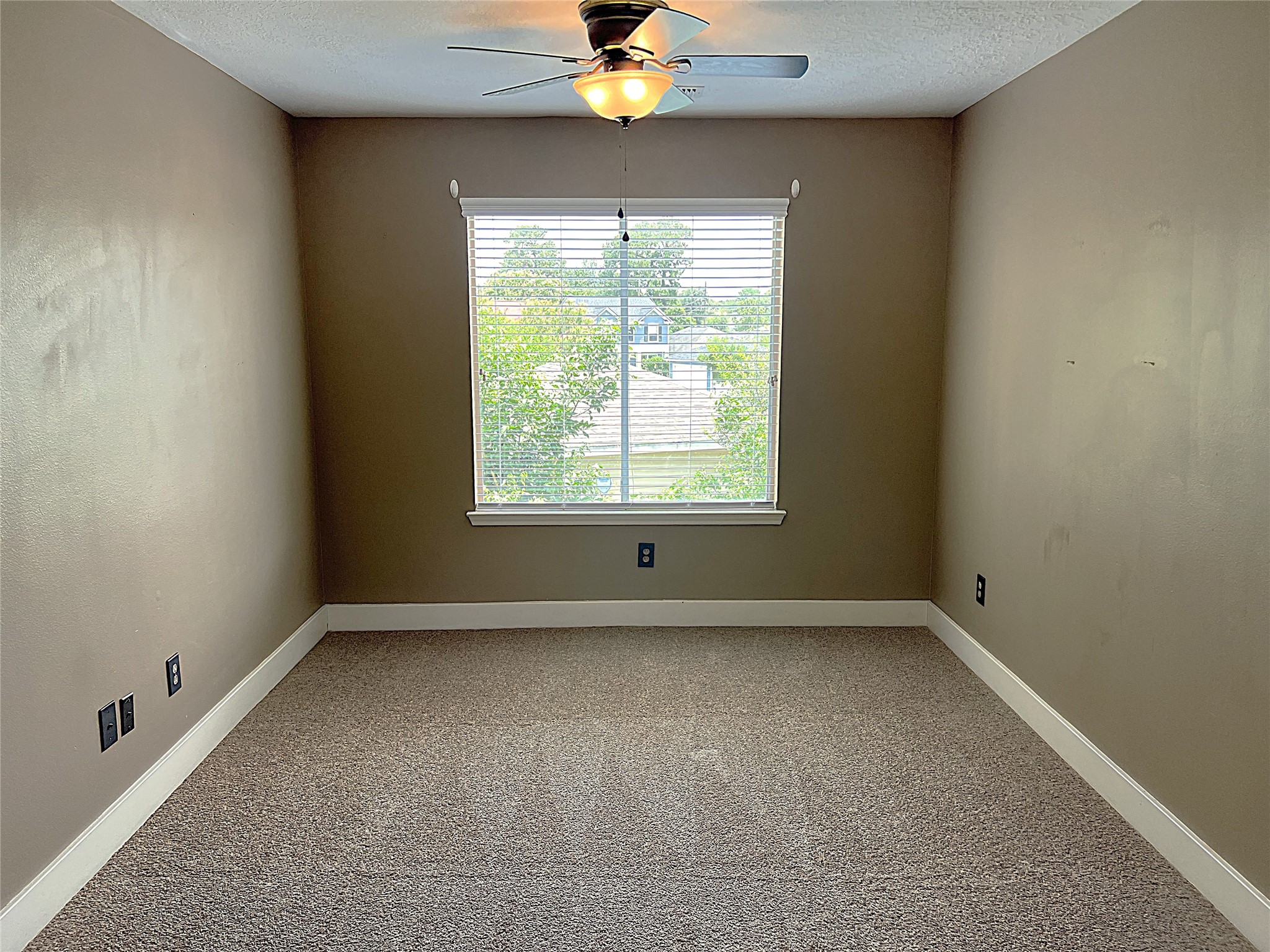 6819 Kingwood Glen Drive Property Photo 15