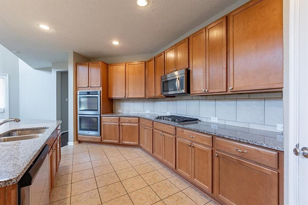 28639 Cranford Sage Lane Property Photo 7