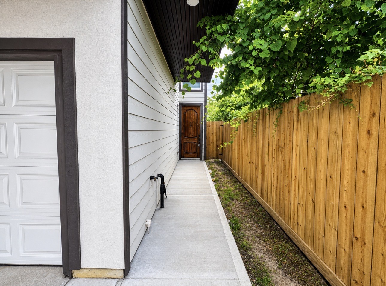 7938 Angus Street Property Photo 3