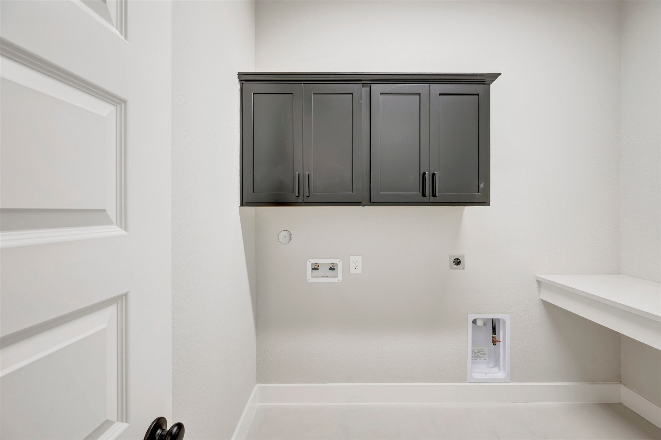 16742 Vibrant Avenue Property Photo 22