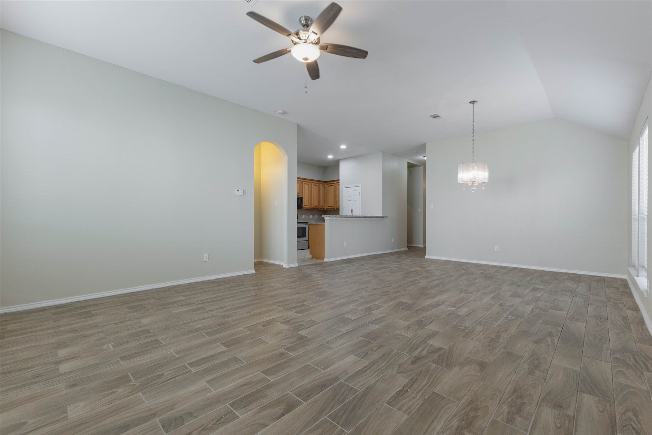 16510 Brightling Lane Property Photo 6