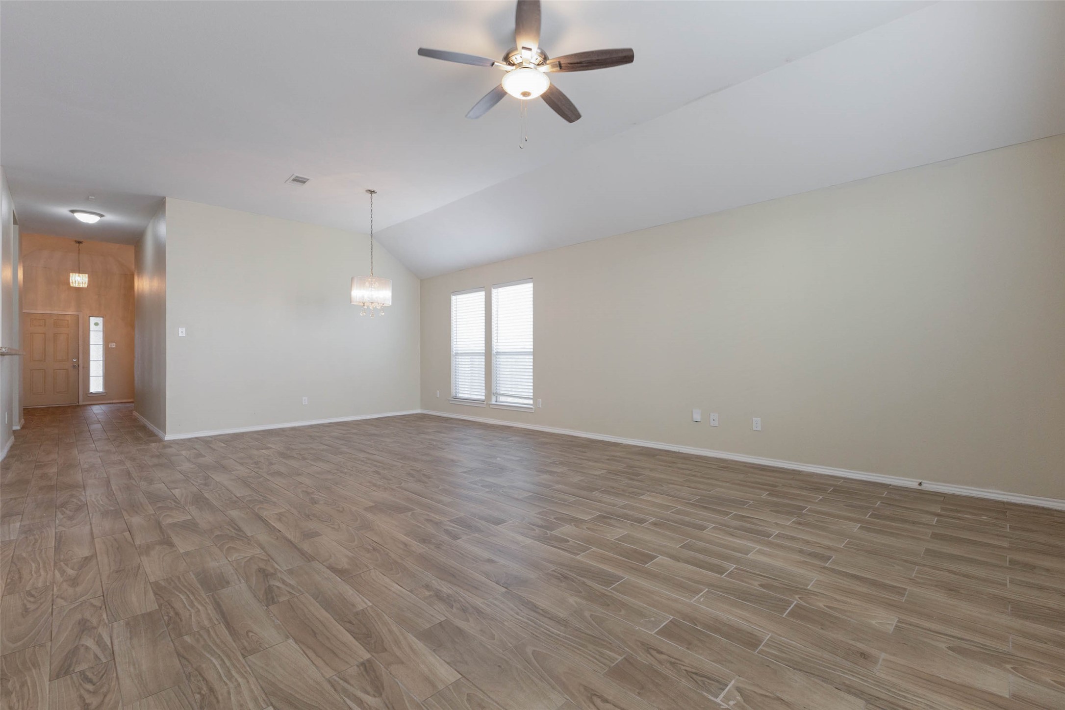16510 Brightling Lane Property Photo 7