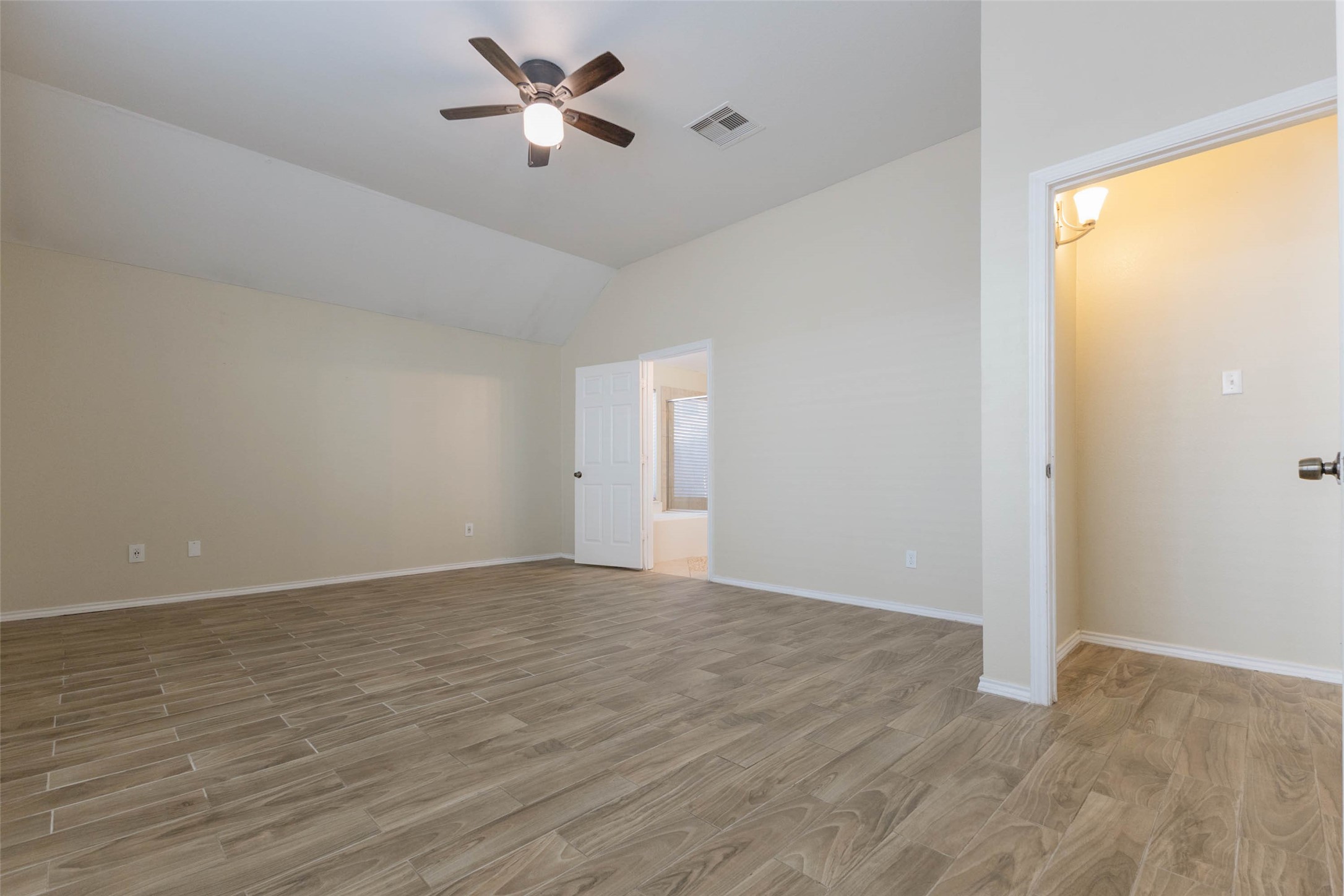 16510 Brightling Lane Property Photo 10