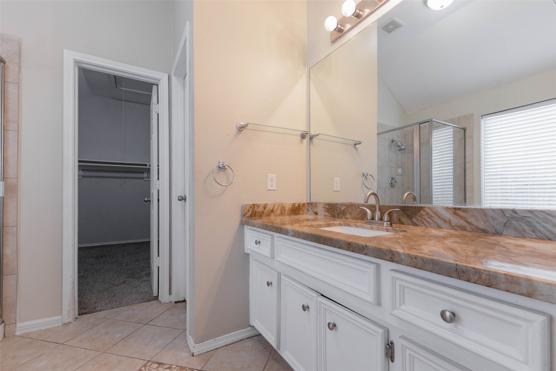 16510 Brightling Lane Property Photo 12