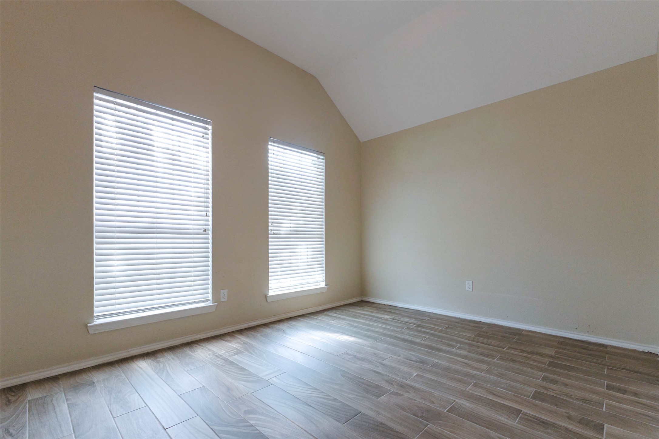 16510 Brightling Lane Property Photo 17