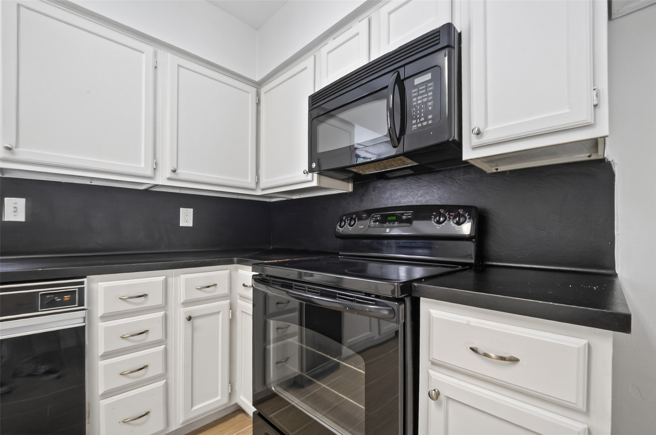 2664 Bering Drive 2664 Property Photo 10