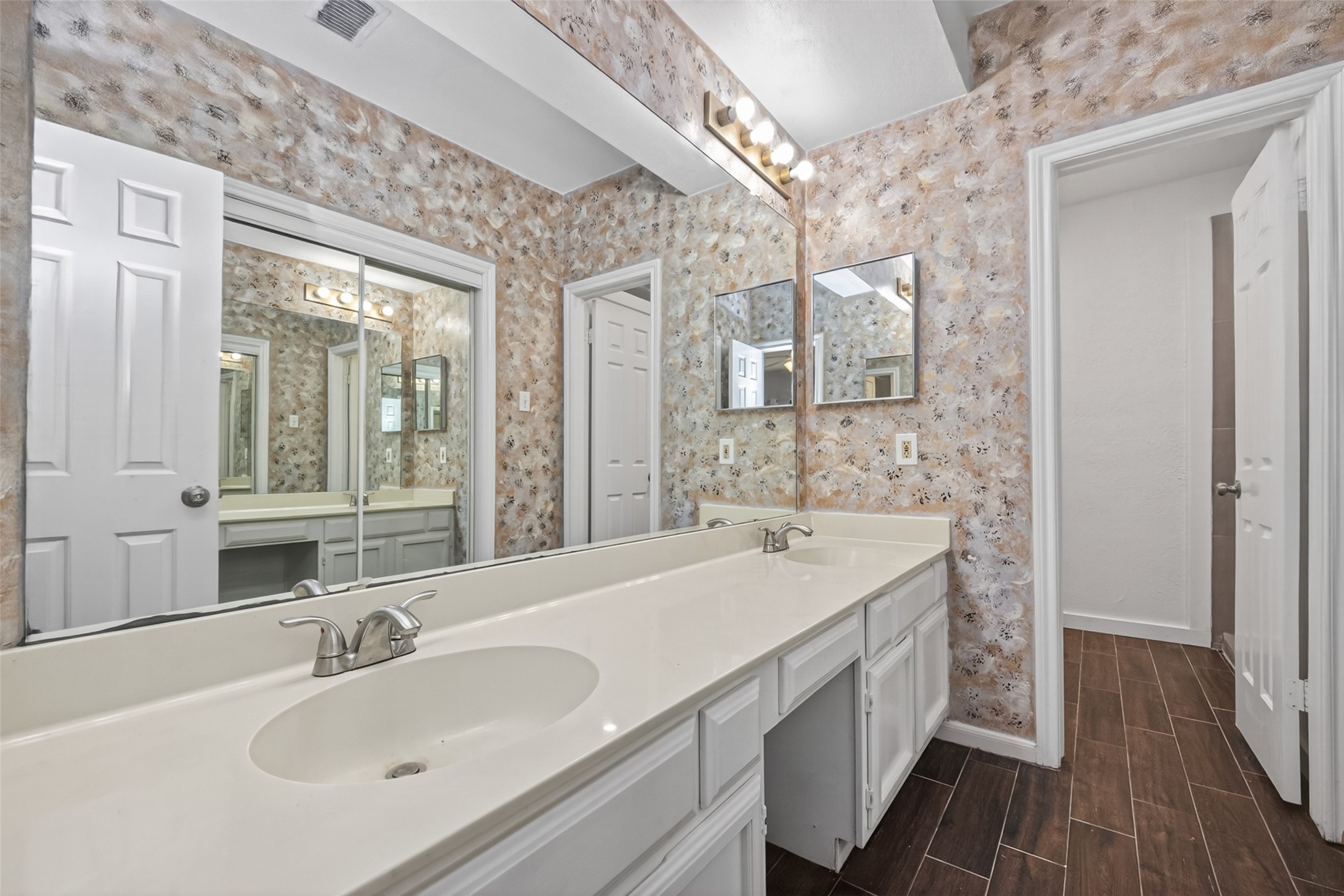 2664 Bering Drive 2664 Property Photo 17