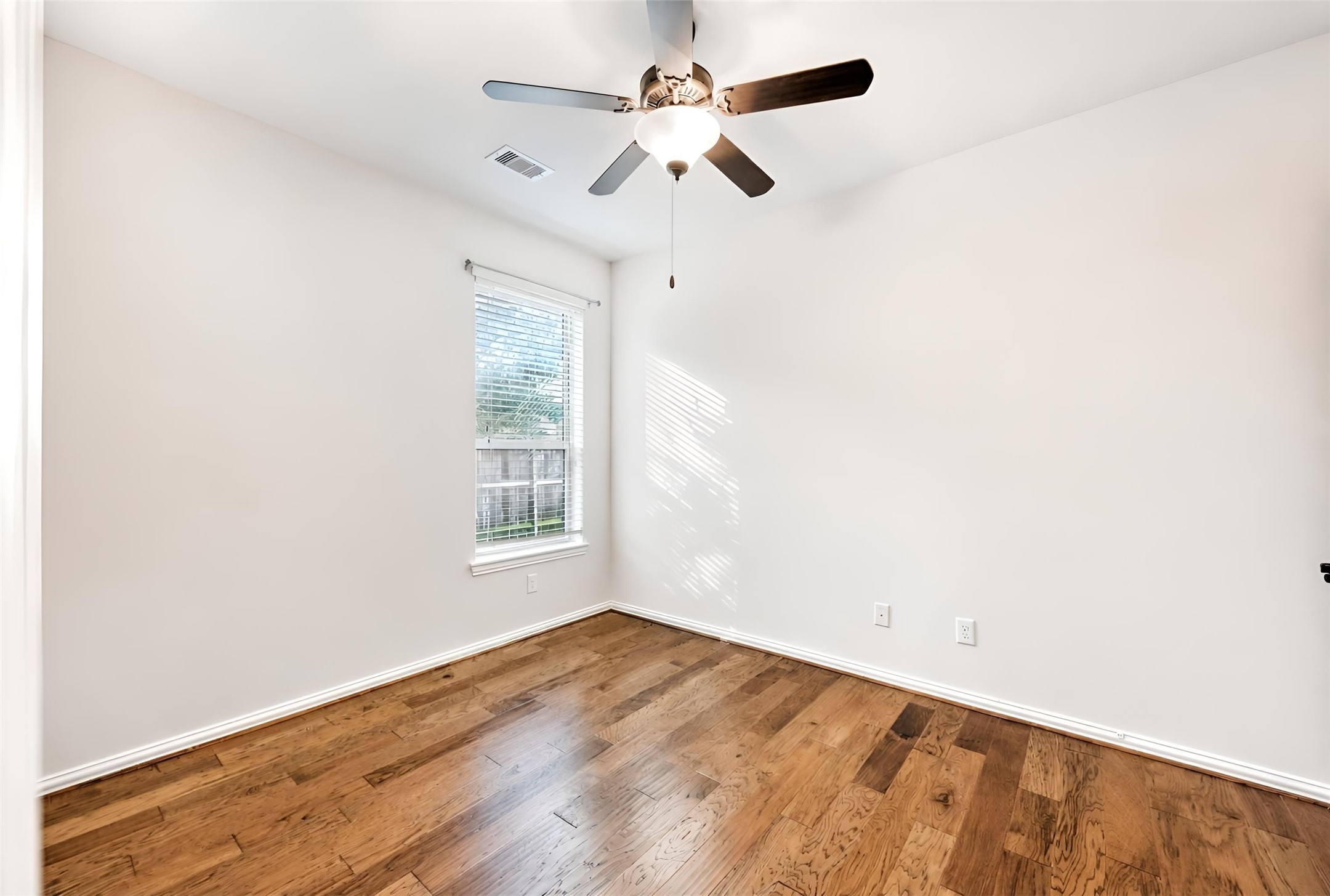 25718 Owl Landing Lane Property Photo 11