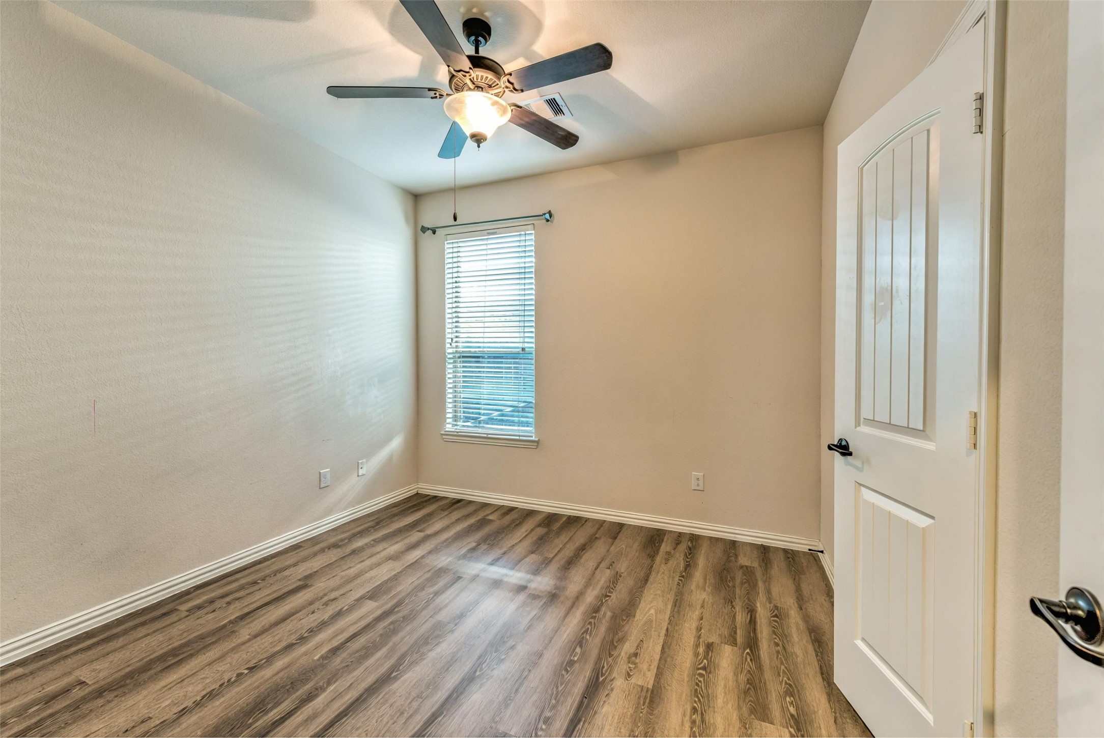25718 Owl Landing Lane Property Photo 13