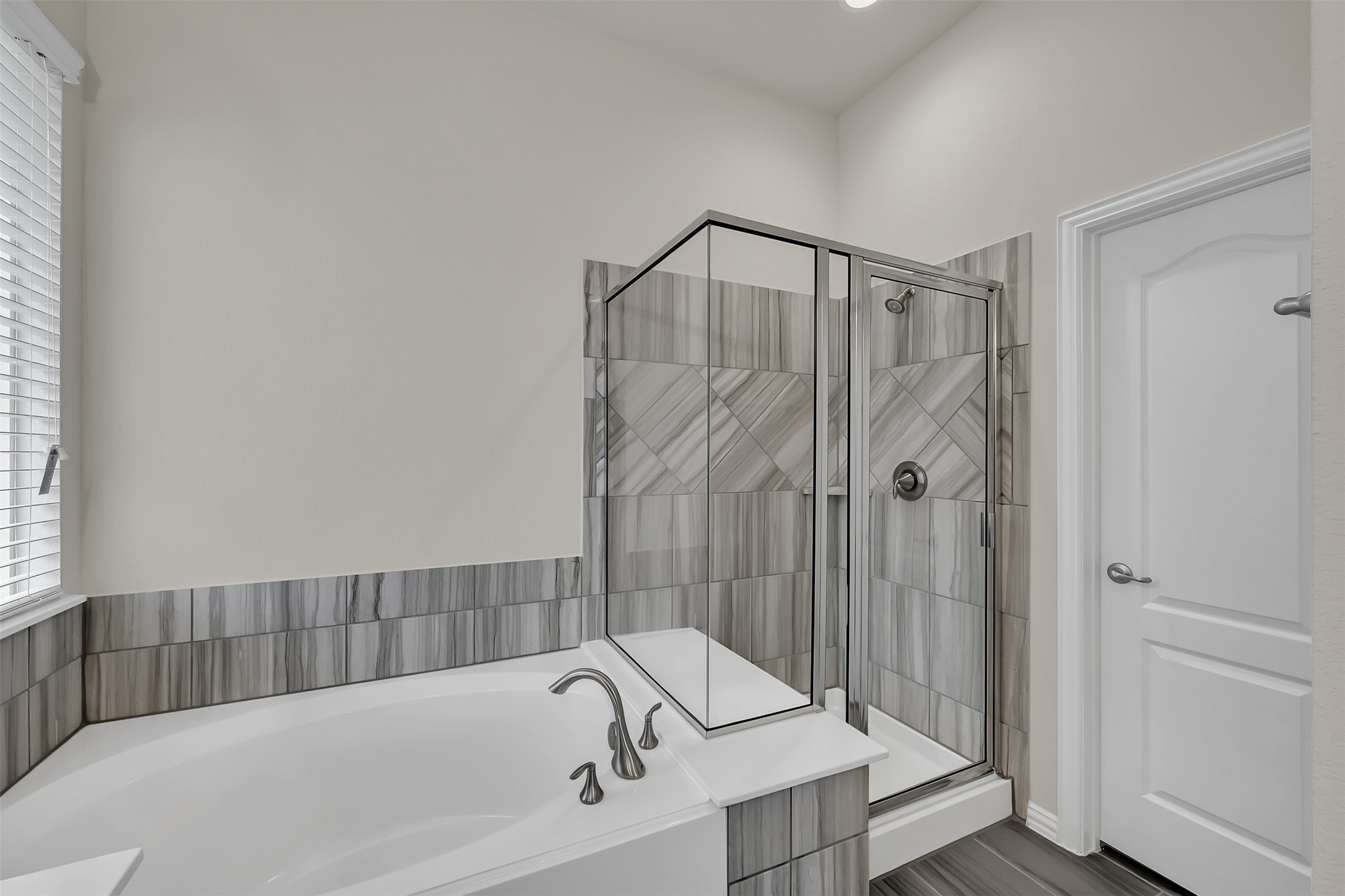 206 Brazos Drive Property Photo 14